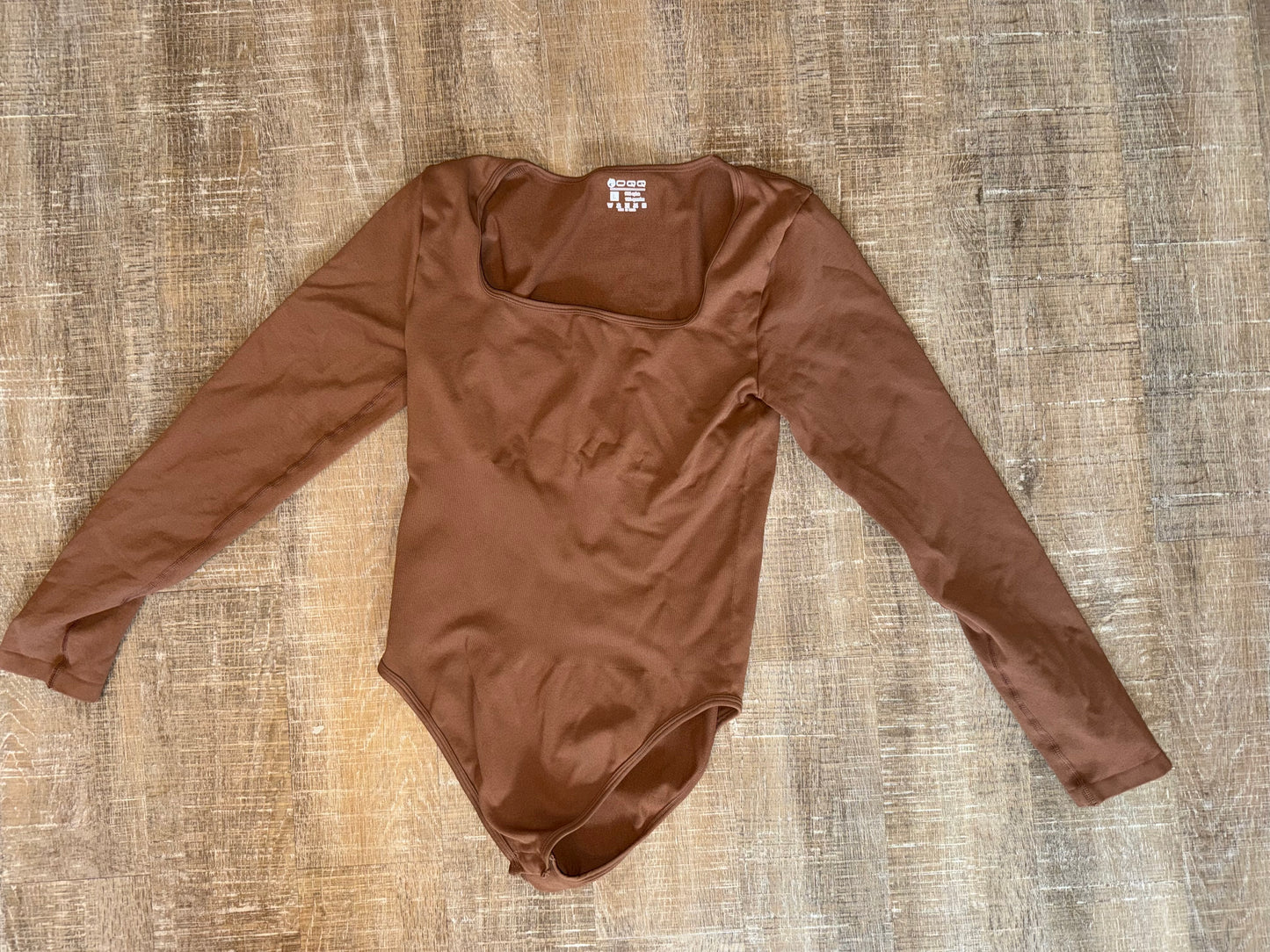 OQQ (Large) Brown Long Sleeve Bodysuit with Square Neck