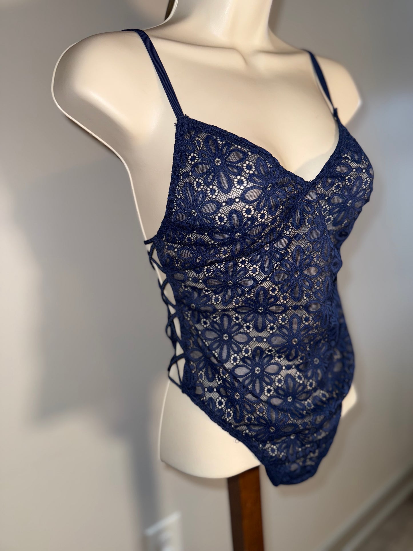 NWT Victoria's Secret (Small) Brand New Blue Floral Lace Thong Bodysuit Lingerie