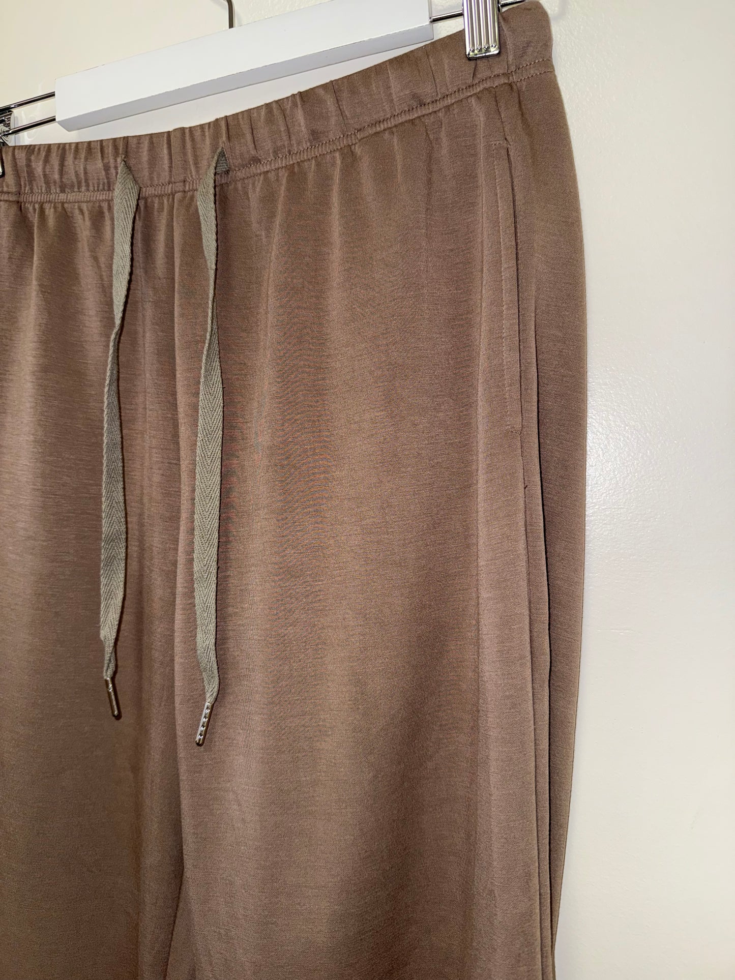 Brown set