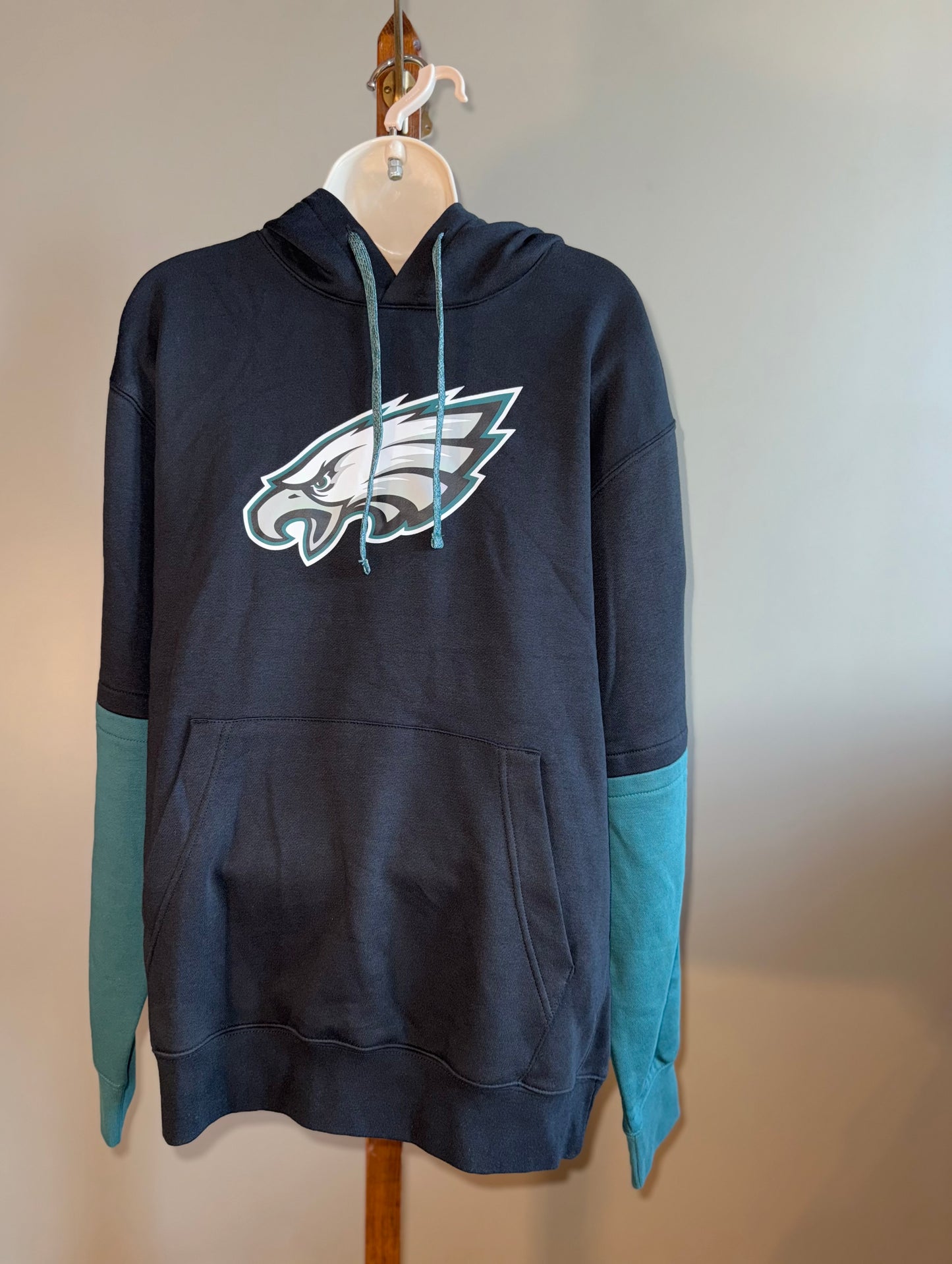 NWT Nike NFL (Medium) Brand New Eagles Hoodie