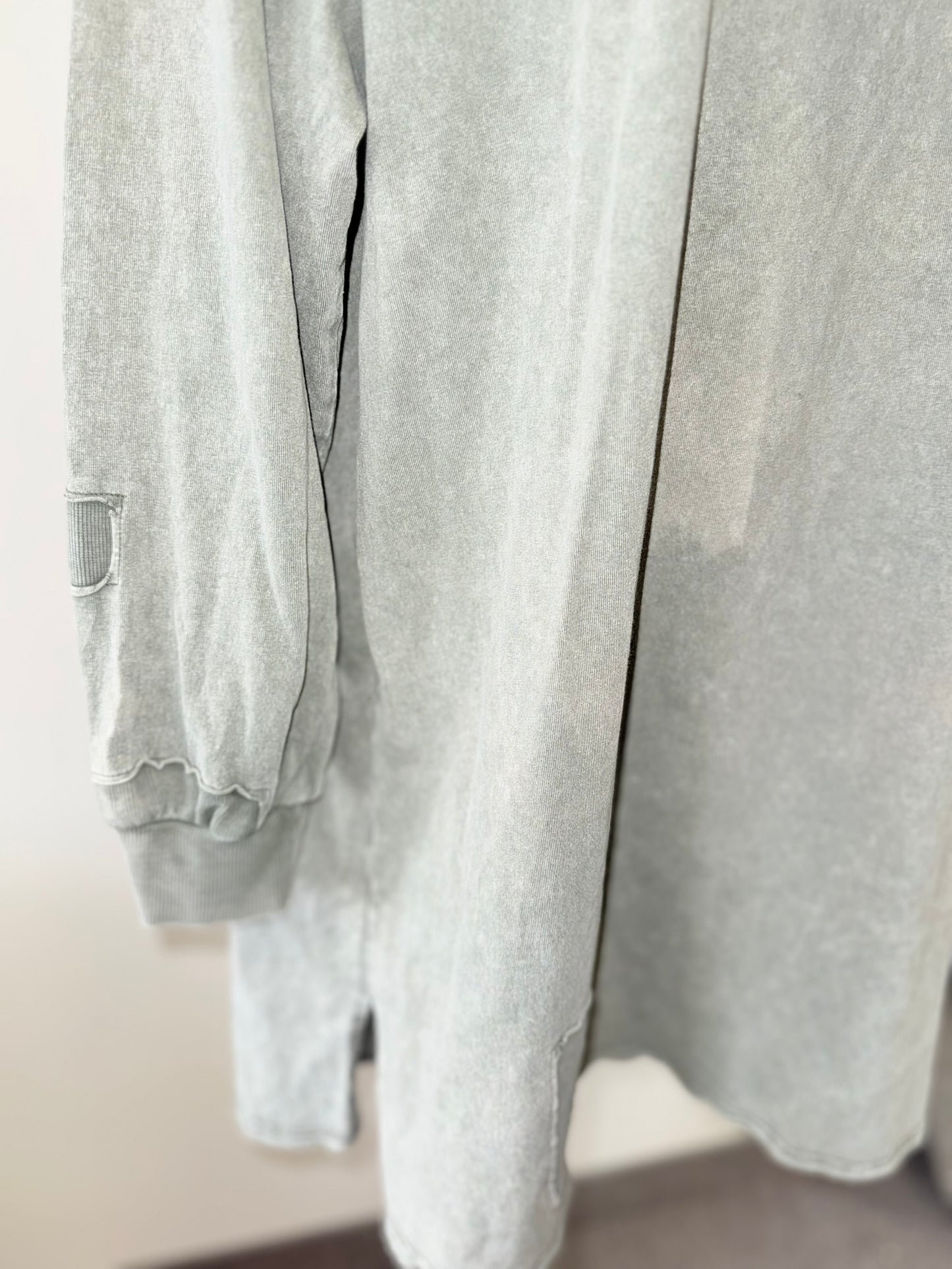 Easel (Medium) Green Distressed Long Sleeve Midi Dress