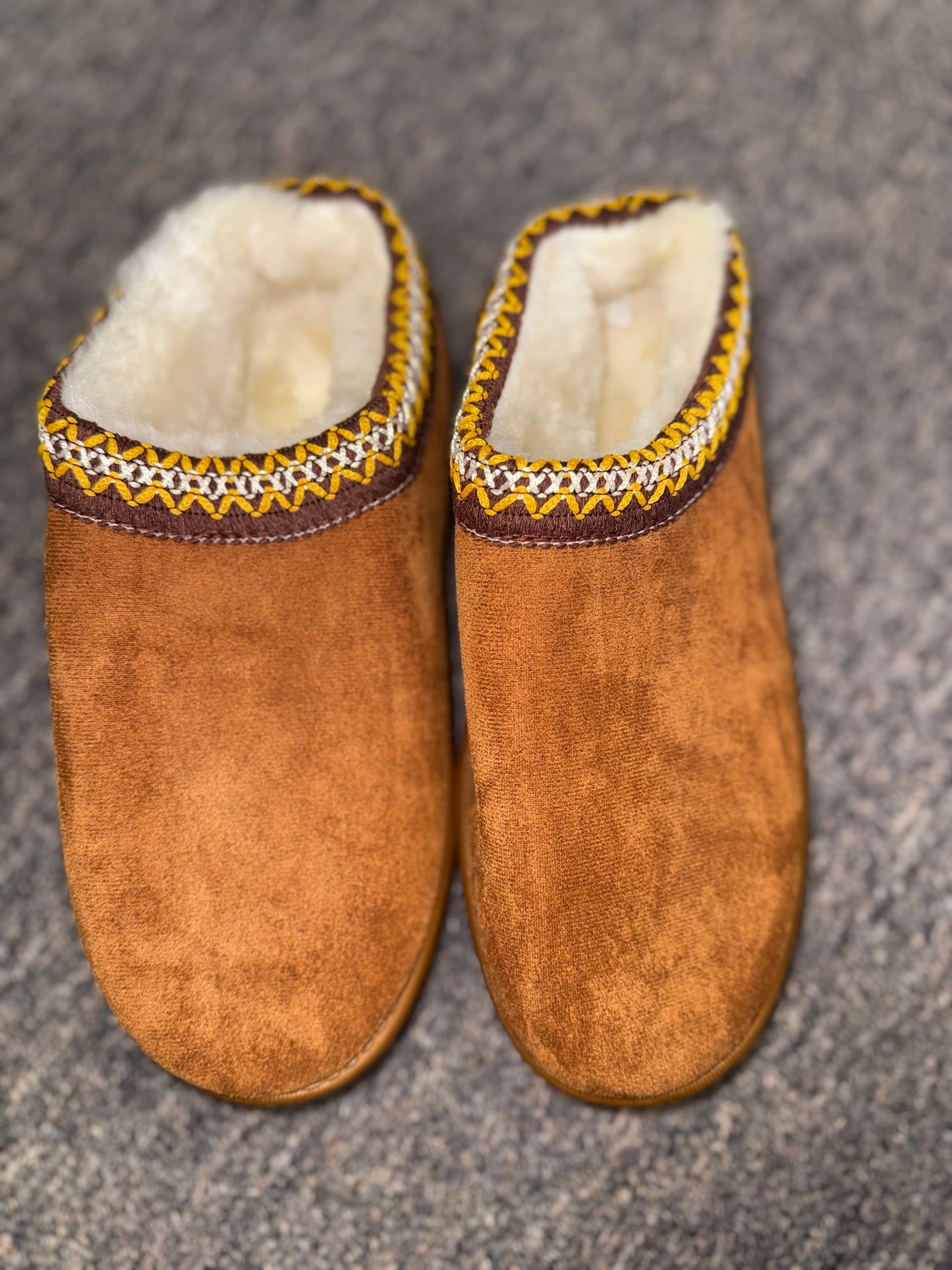 Brand New (39 - 6.5) Brown Slip On Low Top Boots