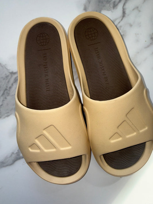 adidas (11) Tan Adicane Slides