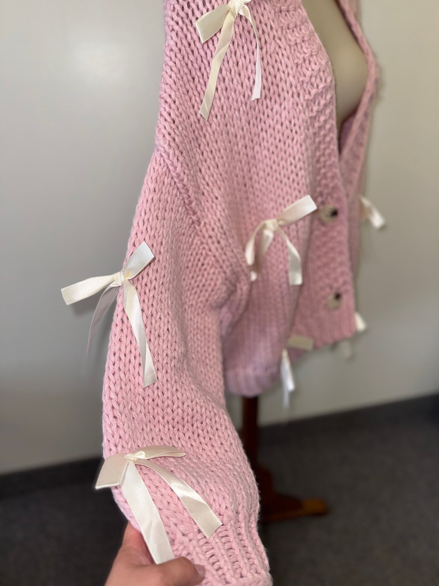 Debut (Medium//Large) Light Pink Chunky Knit Ribbon-Accent Buttoned Cardigan