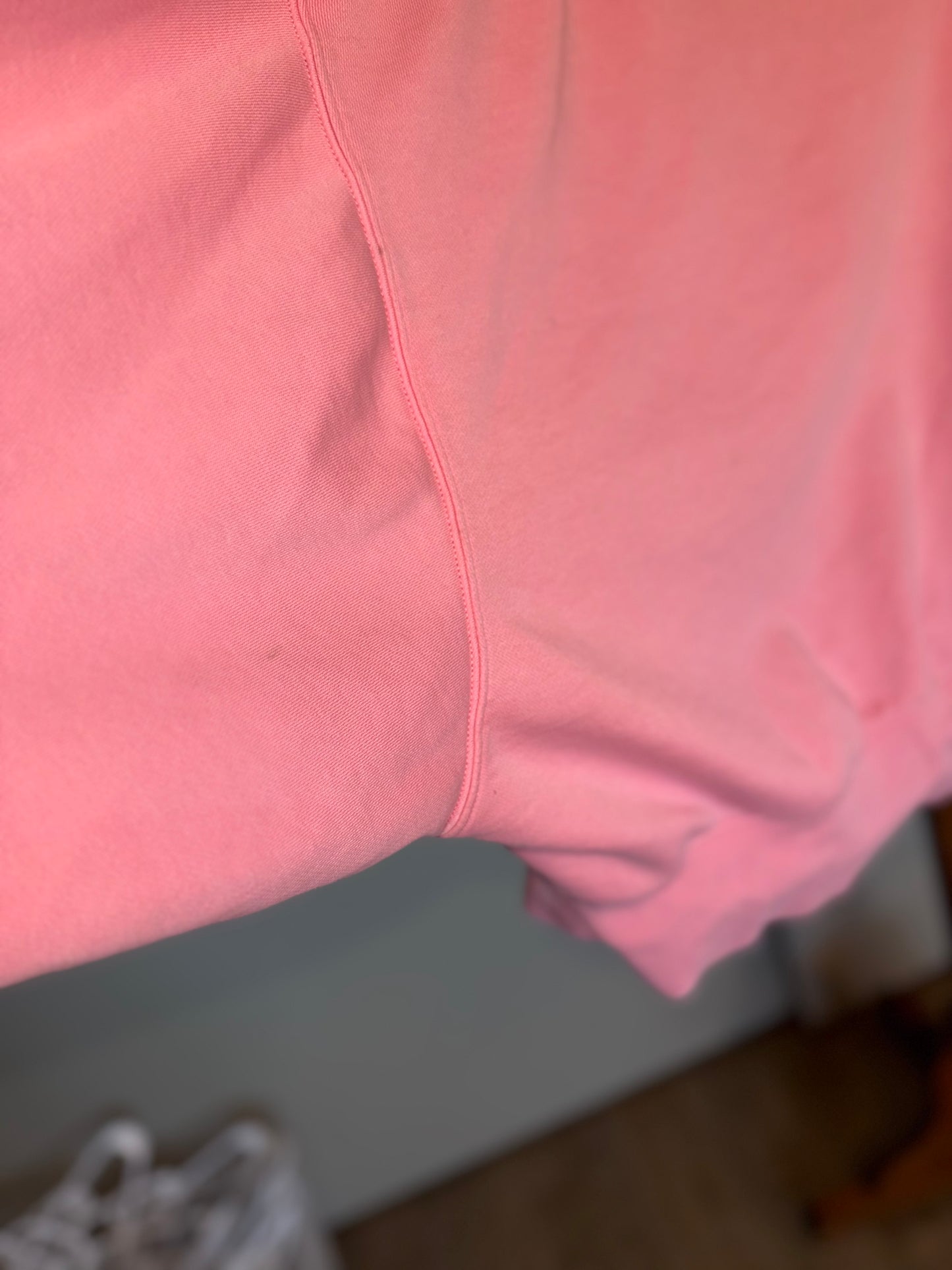 Nike (XL) Pink Cropped Crewneck Sweatshirt with Bleach Splatter
