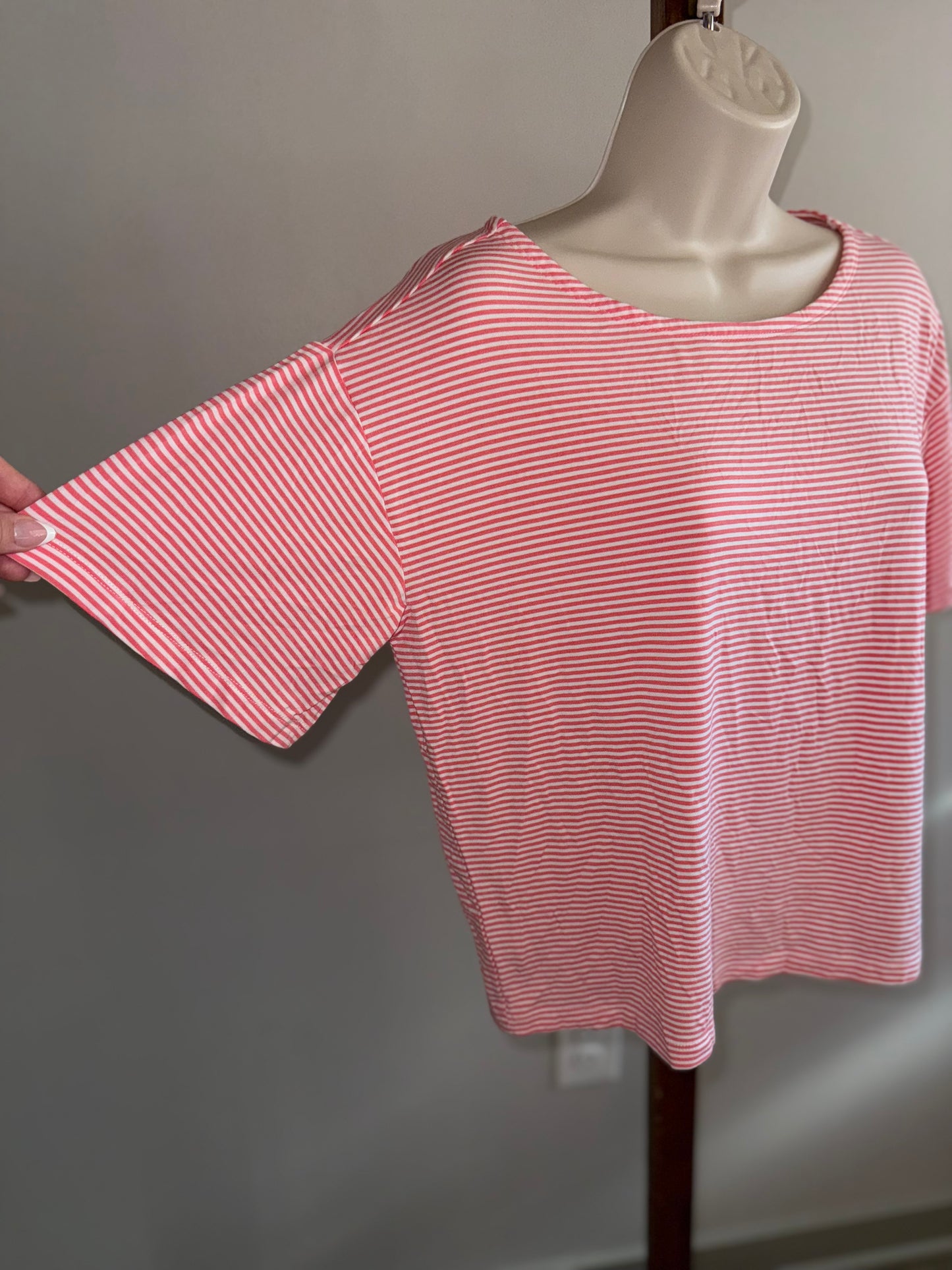 NWT Old Navy (Small) Brand New Orange//White Striped Short Sleeve Crop Top