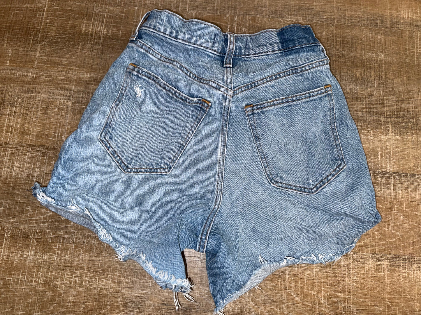Abercrombie & Fitch (2) Denim High Rise Dad Short Jean Shorts with Curve Love