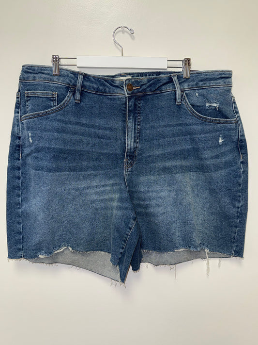 NWT Ava & Viv (22W) Brand New Distressed High Rise Denim Jean Shorts w/ Stretch