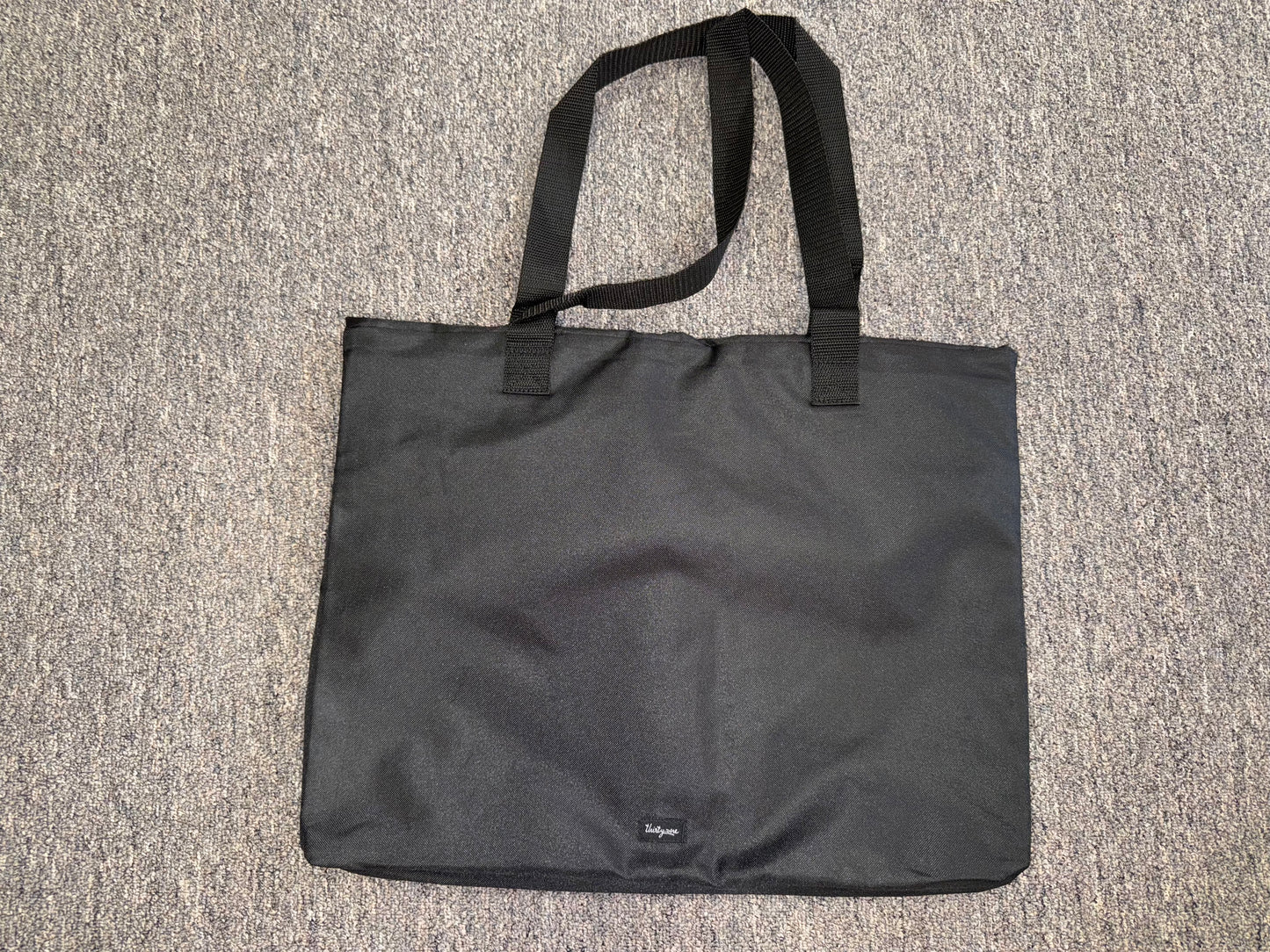 Thirty-One Brand New Black Fold N' Fun Mat Bag