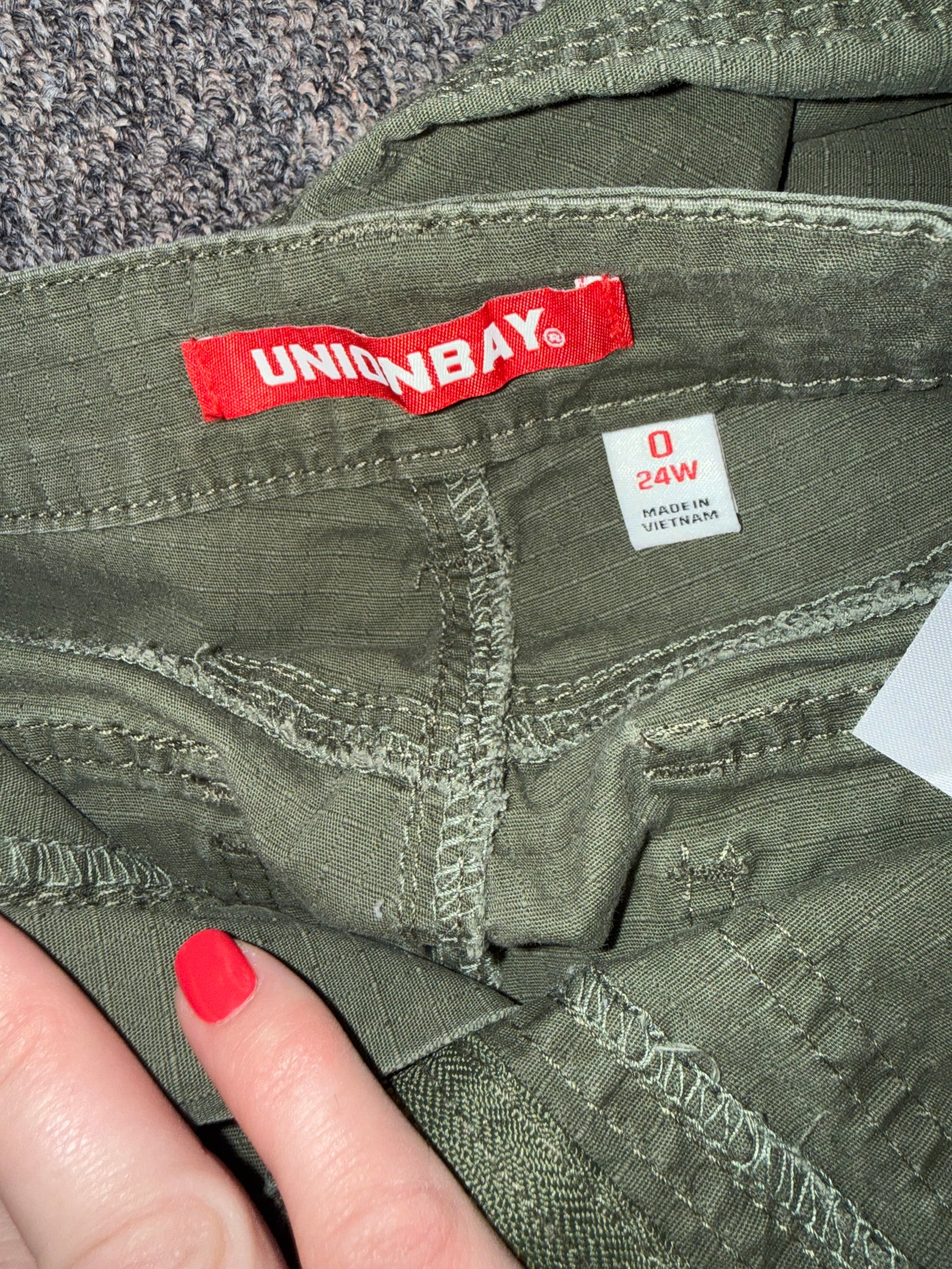 Unionbay (0) Green Cargo Like Pants