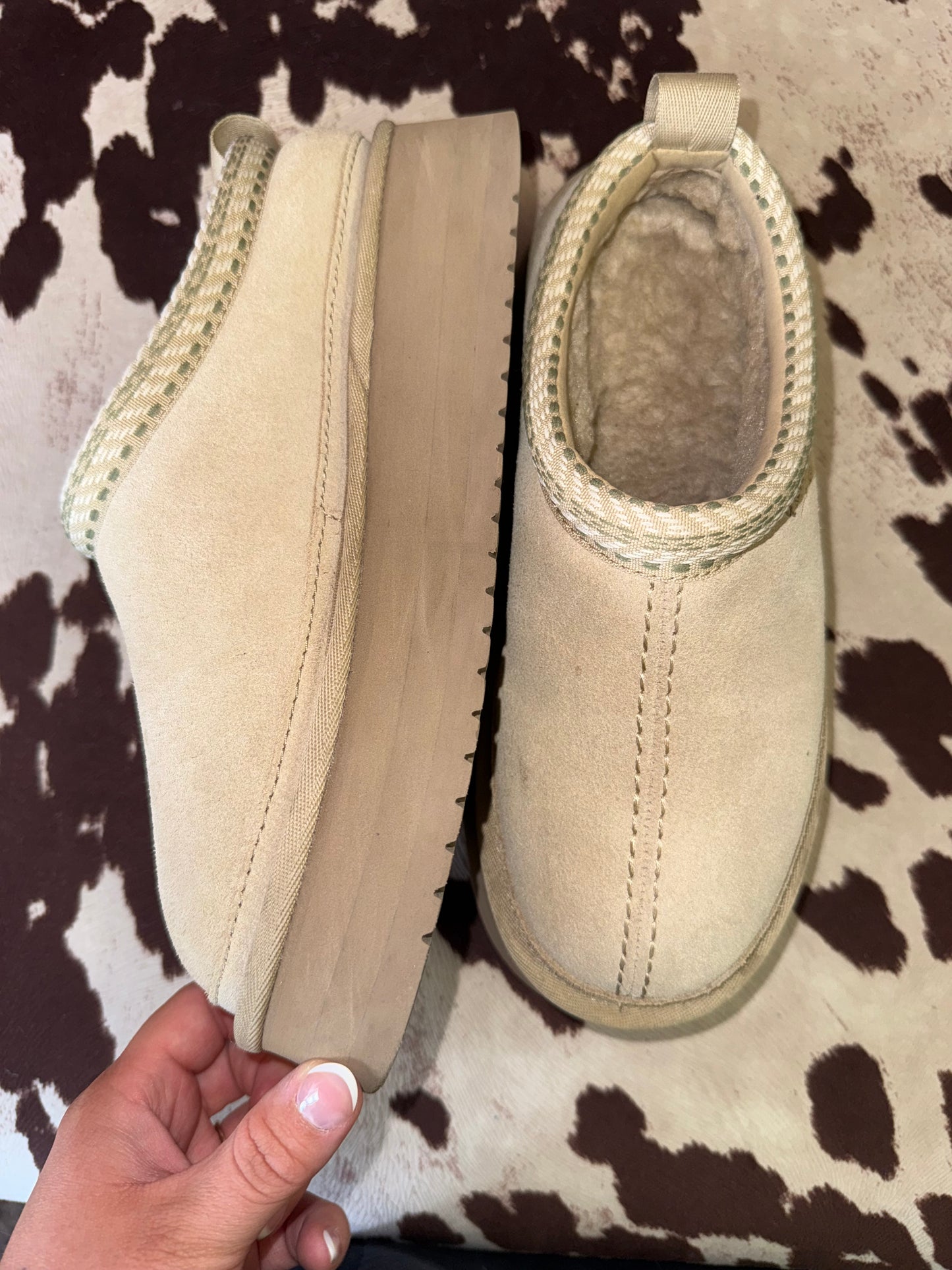 Koolaburra  by Ugg (7) Slip On Boots with Thicker Sole