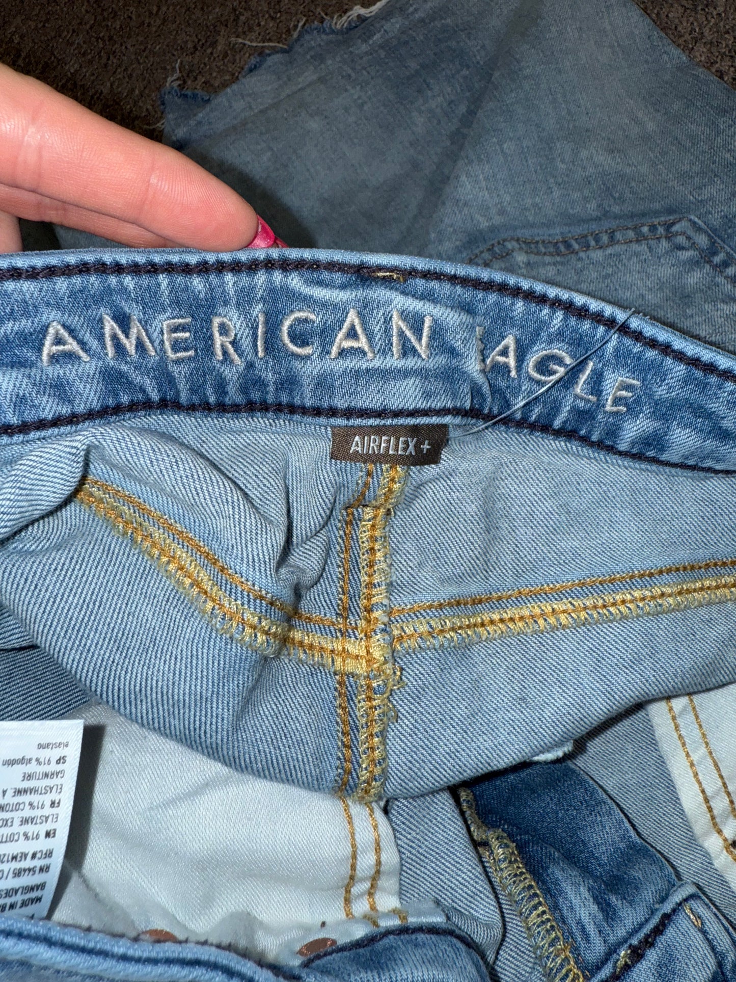 American Eagle (34) Distressed Denim Airflex Jean Shorts
