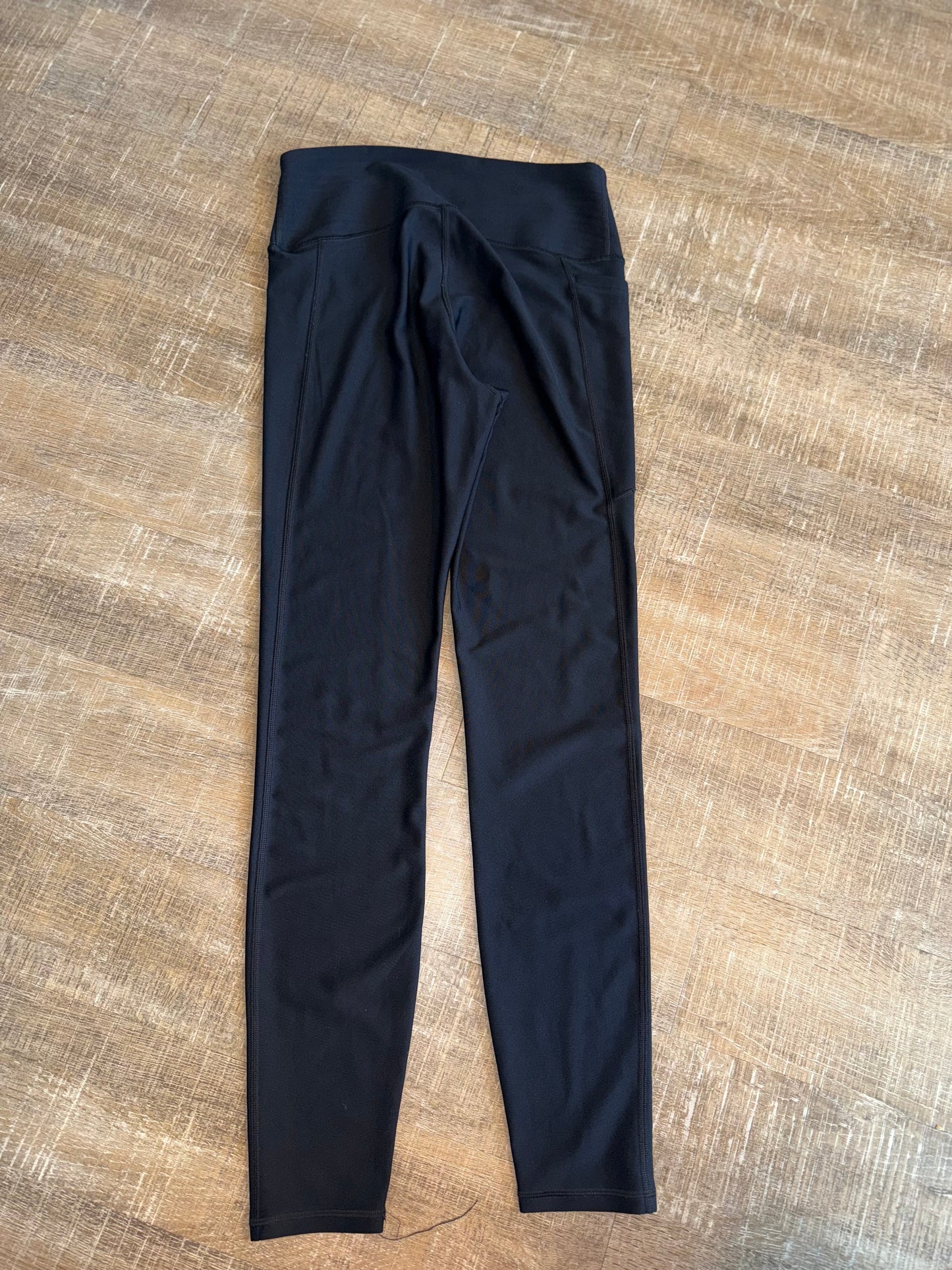 Under Armour (Medium) Black Compression Leggings with 1 Slip Pocket