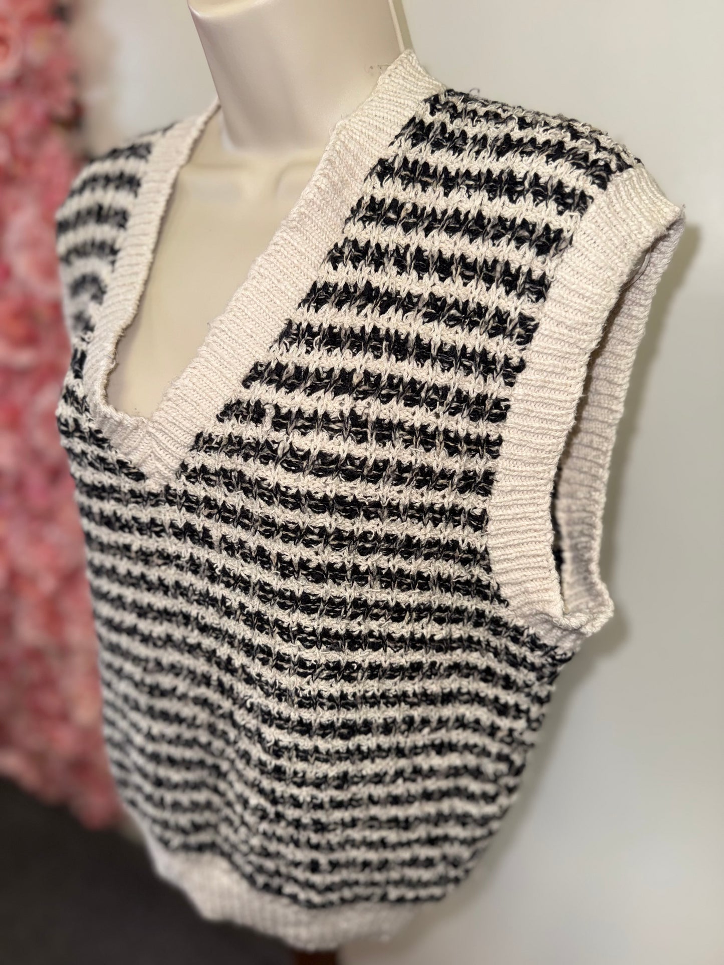 Tony Lambert (Large) Vintage Neutral Striped V-Neck Sleeveless Knit Sweater Vest