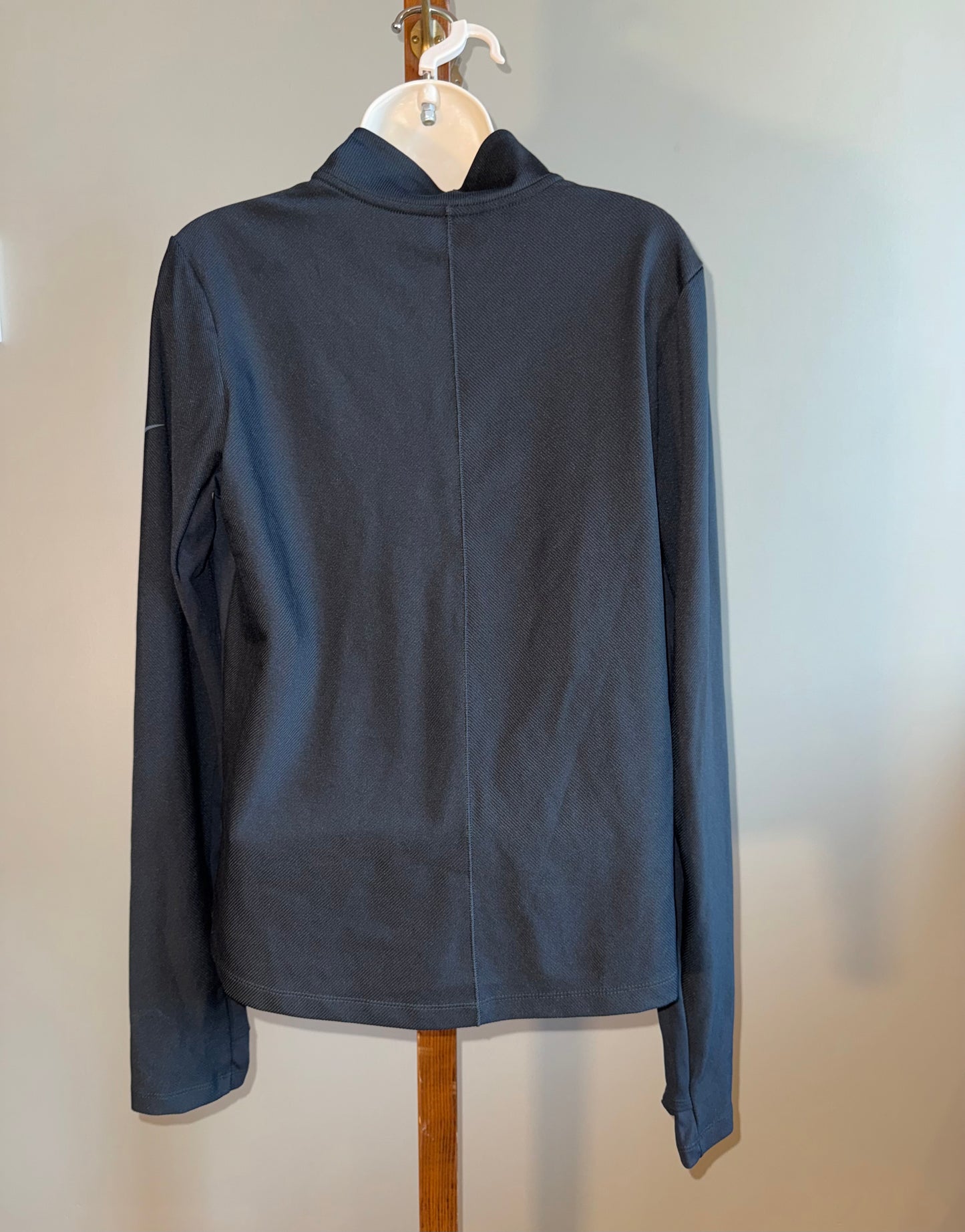 NWT Nike (Medium//Large) Brand New Black Nike One Dri-Fit Zip Up Jacket