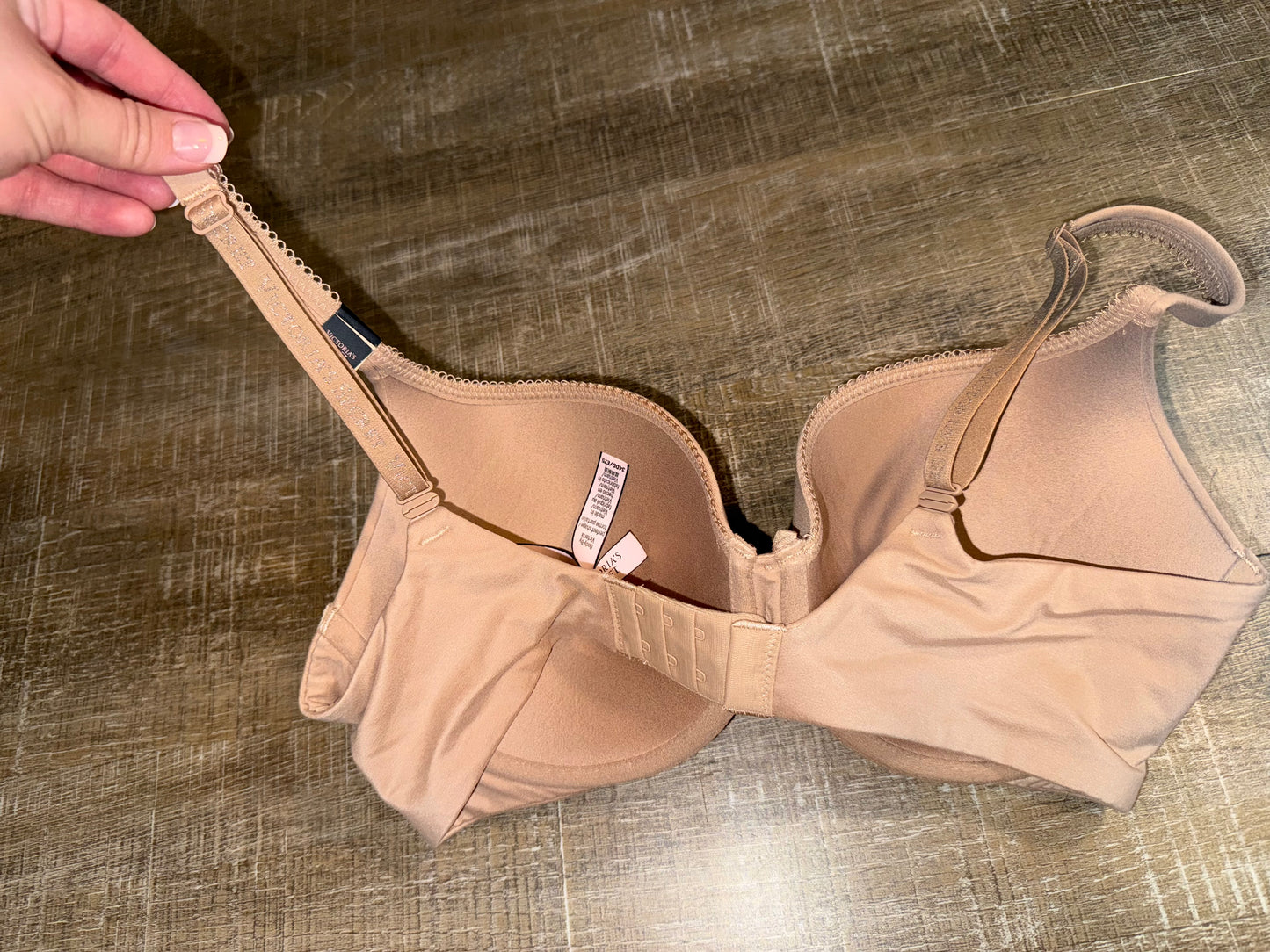 NWT Victoria's Secret (34DD) Brand New Tan Perfect Shape Body By Victoria Bra