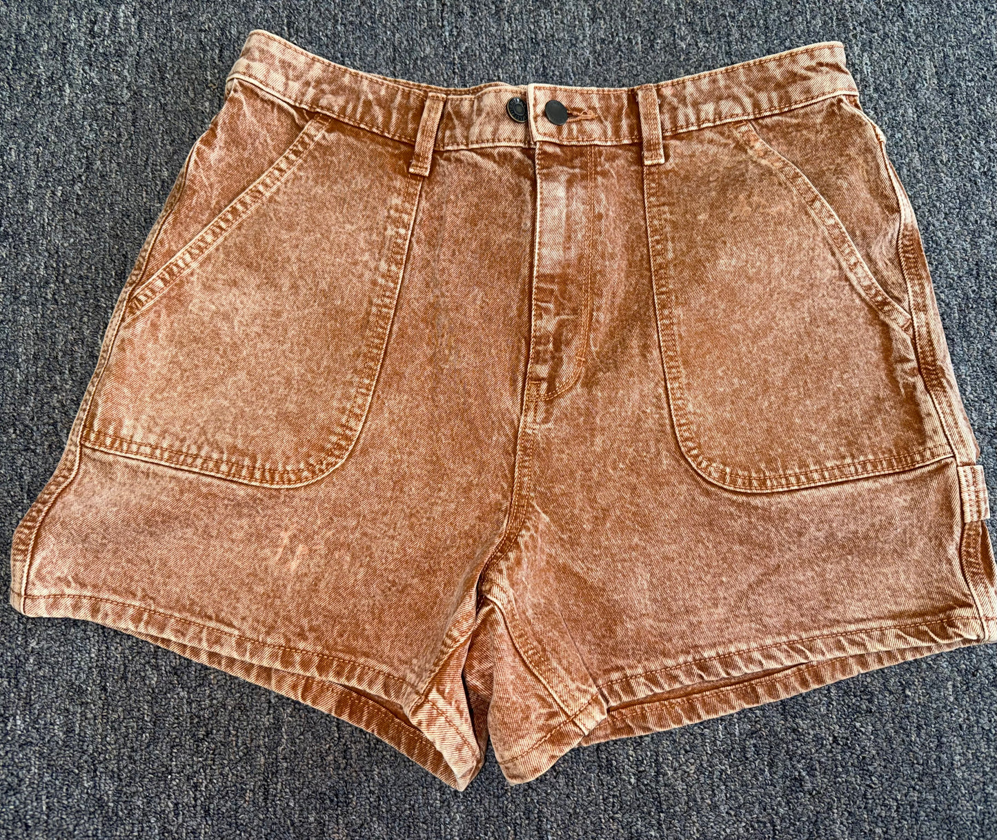 Universal Thread (12) Highest Rise Mom Jean Denim Shorts