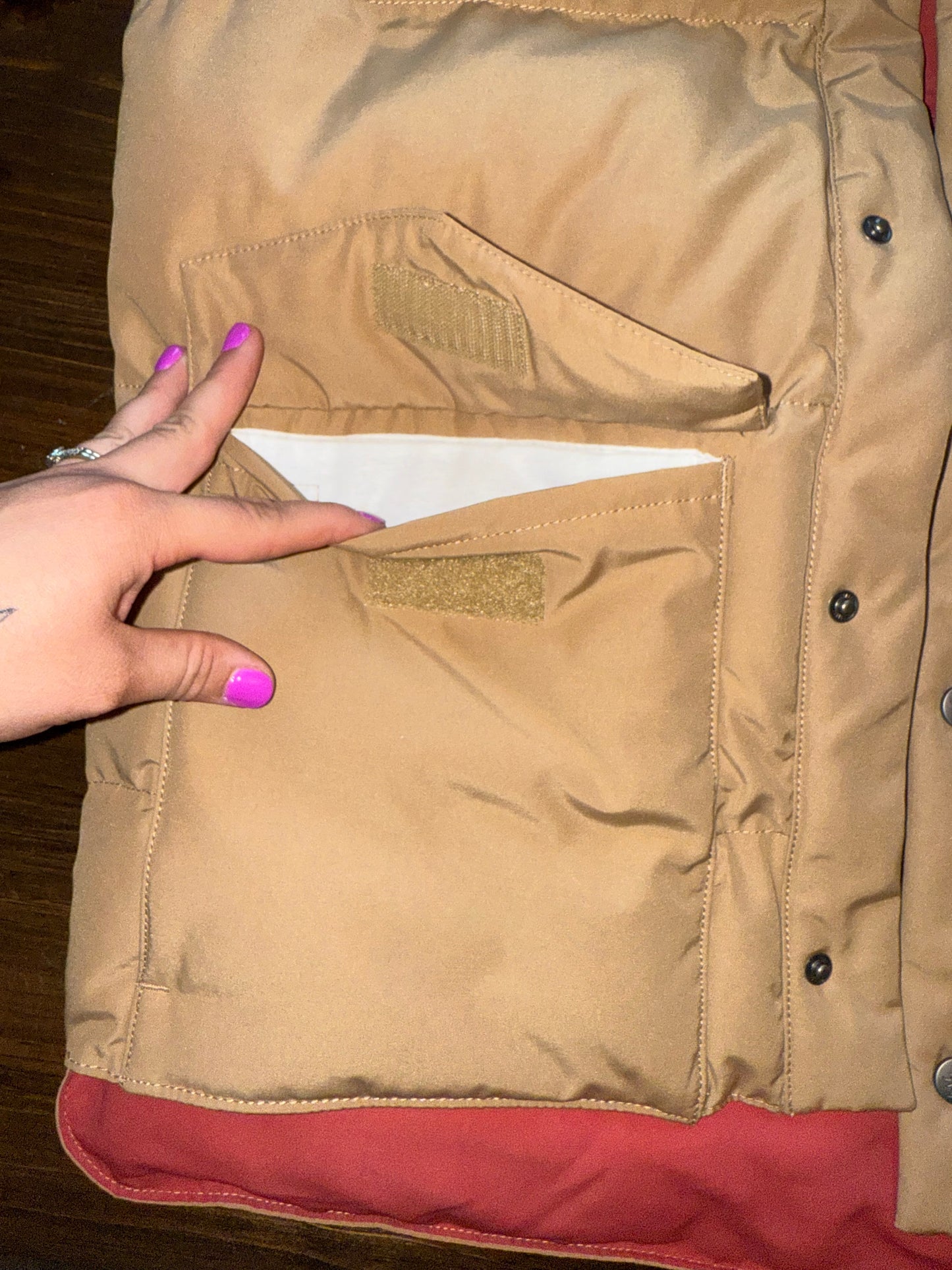 NWT Alpine Design (Medium) Brand New Wind//Water Resistant Tan Button Up Vest