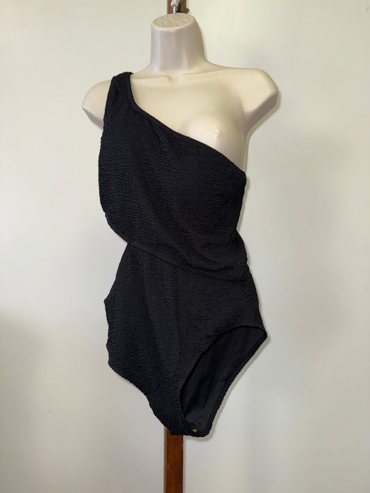 NWT (XL) Brand New Black One Shoulder One Piece Swimsuit with Cutout Side