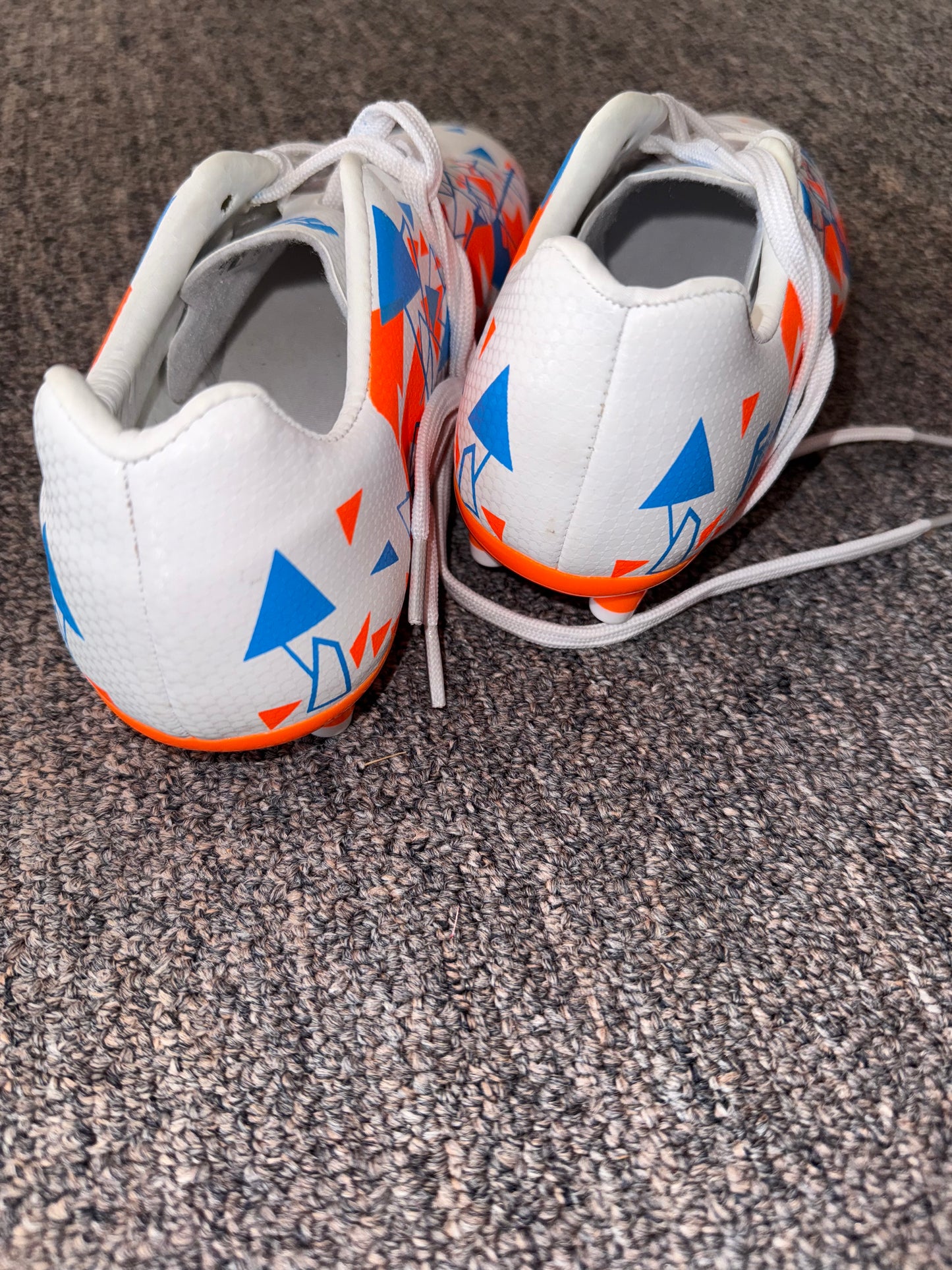 Franklin (4) Brand New White//Orange//Blue Soccer Cleats
