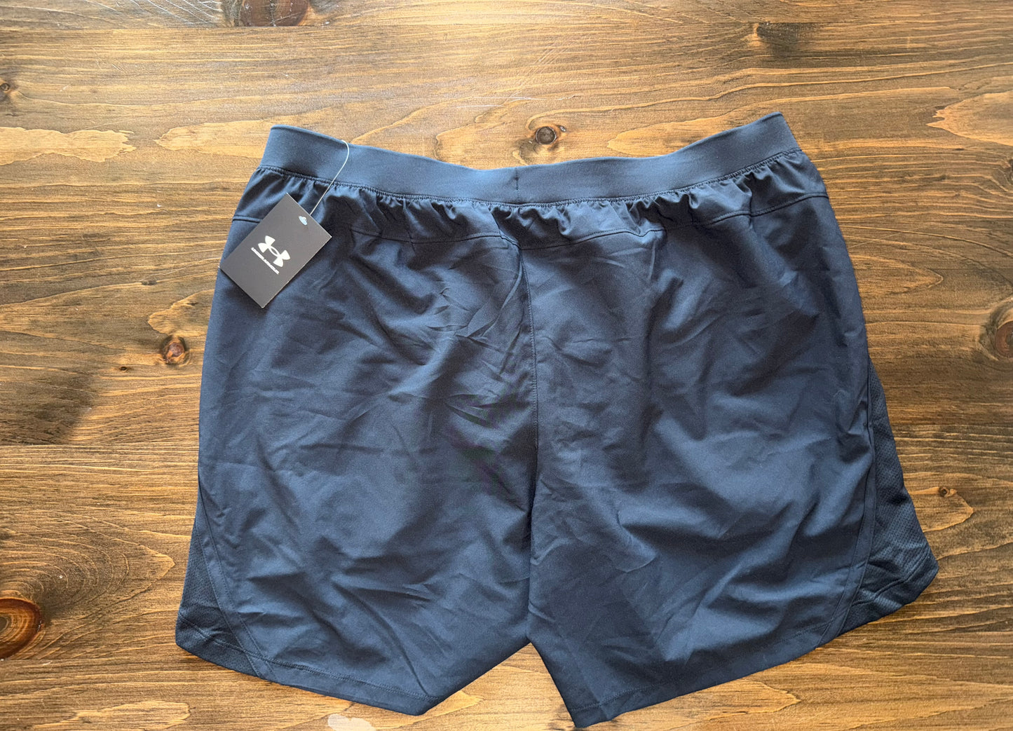 NWT Under Armour (2XL) Brand New Fitted 7" Short