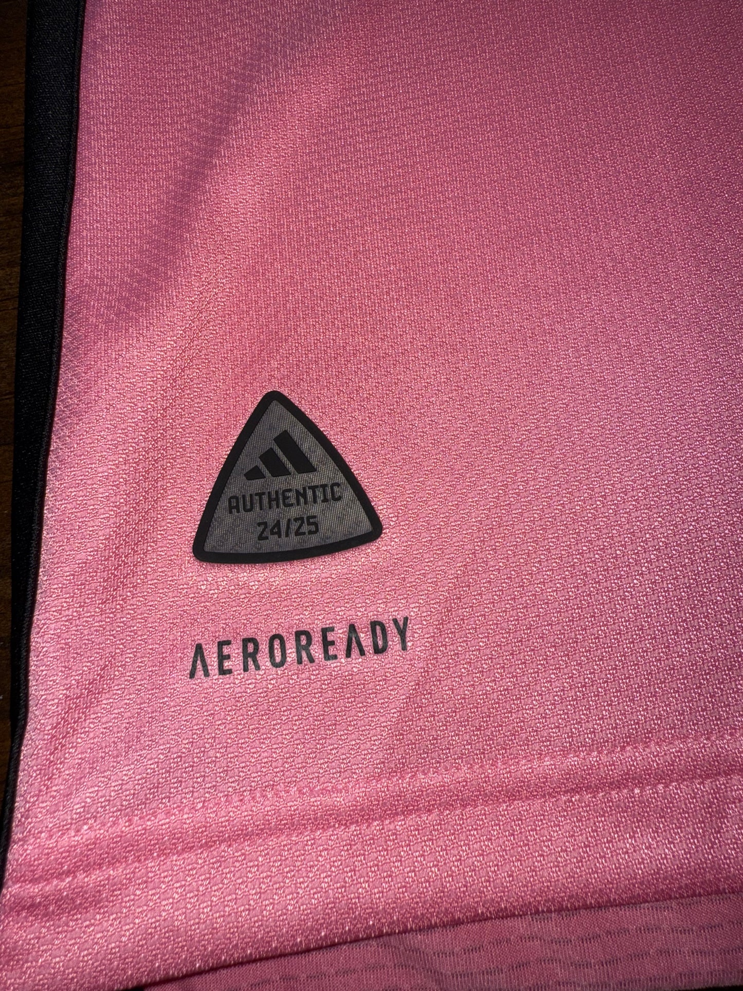 NWT Adidas (2XL) Brand New Pink Messi #10 Jersey