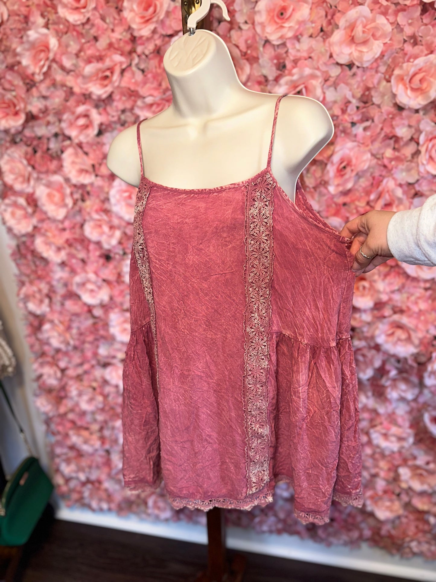 Altar'd State (Medium) Pink Lace Loose Fit Tank with Washed Look