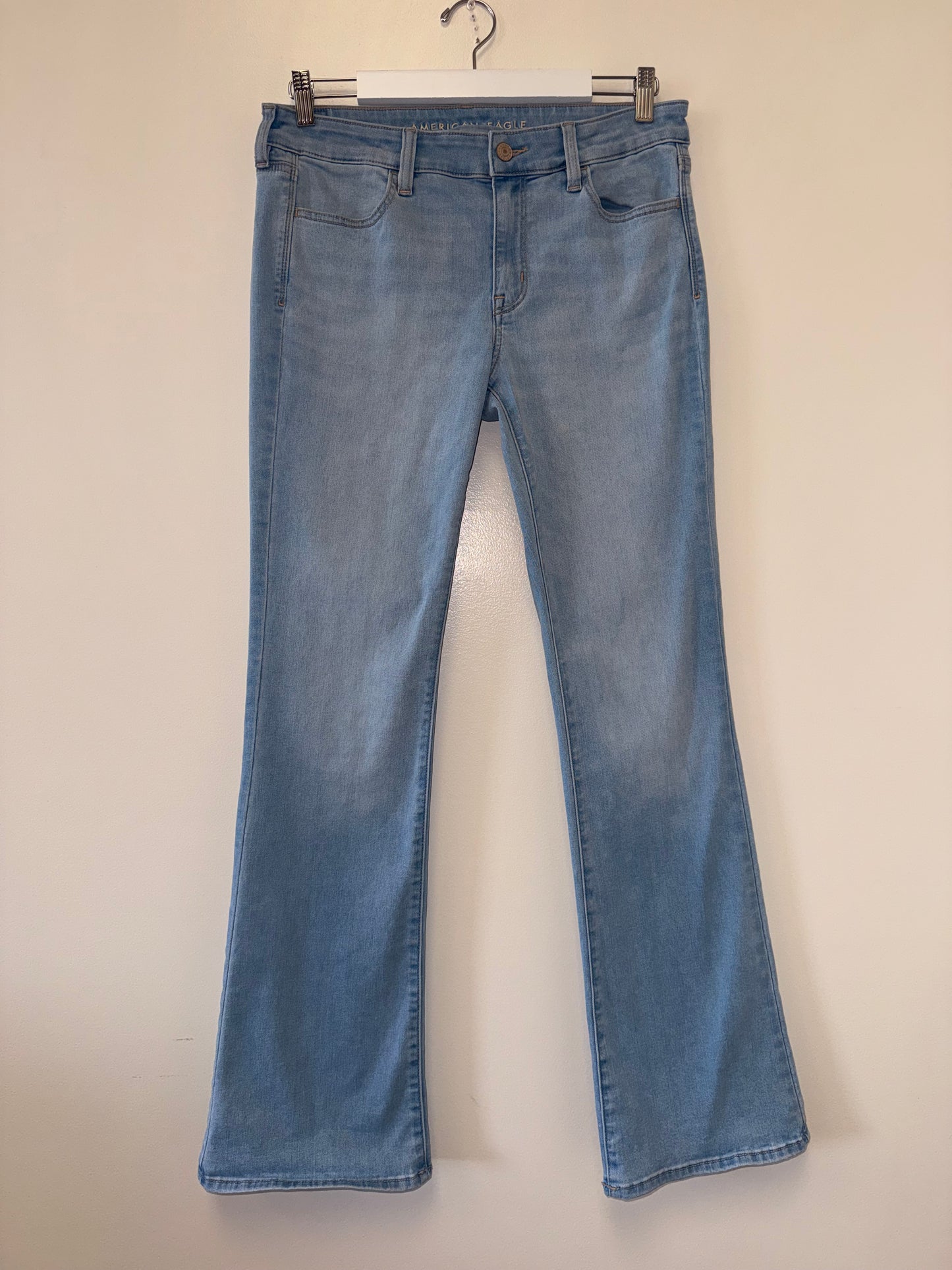 American Eagle (10 Long) Kick Boot Denim Jeans with Next Level Stretch