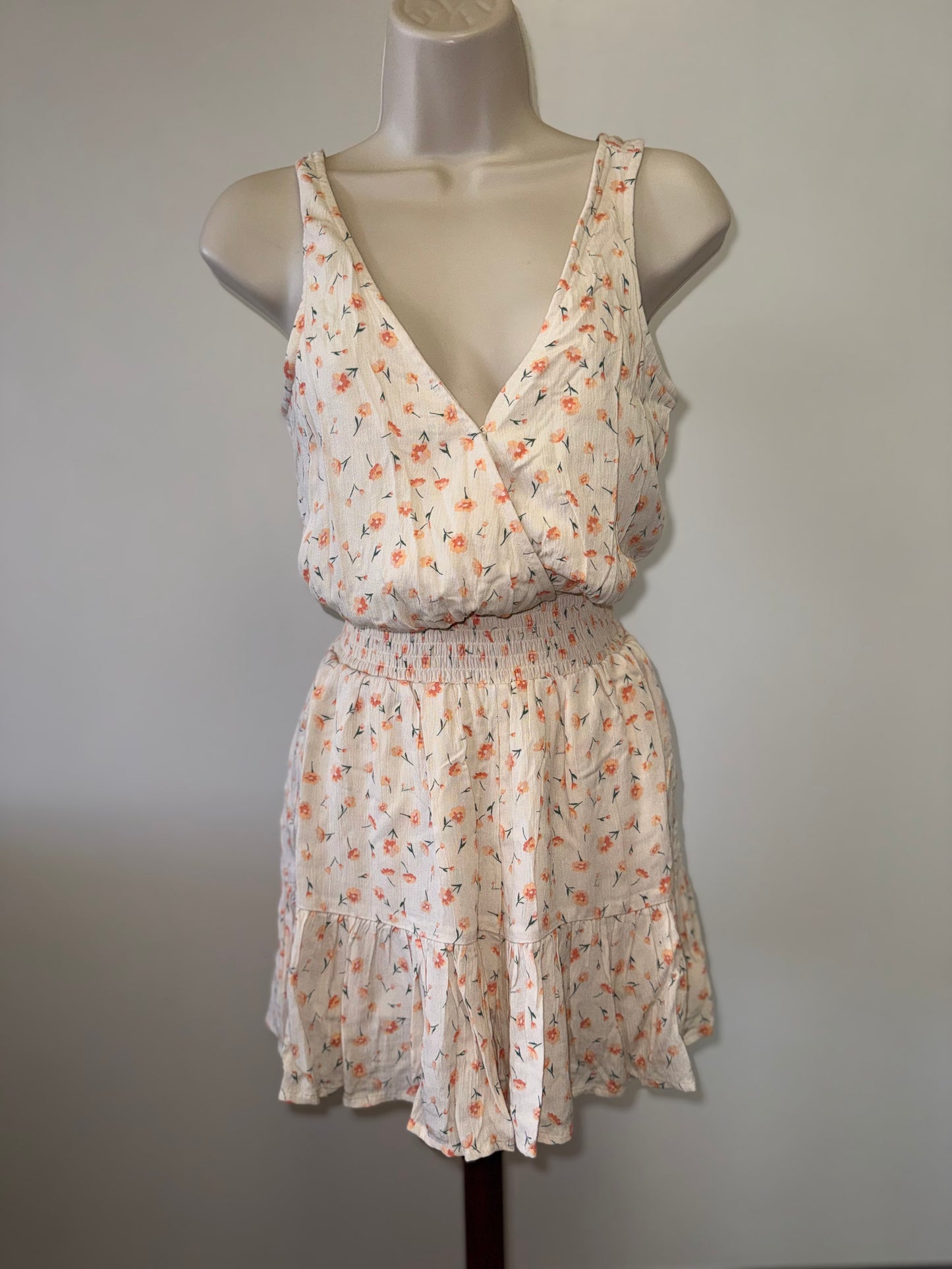 NWT American Eagle (XS) Brand New Cream Romper with Orange Floral Pattern