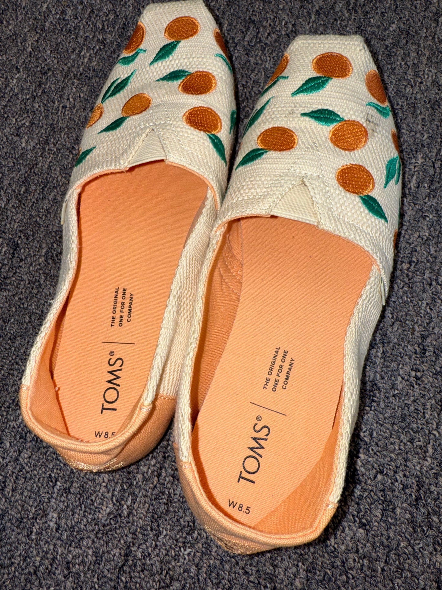 Toms (8.5) Orange Pattern Embroidered Slip On Canvas Shoes