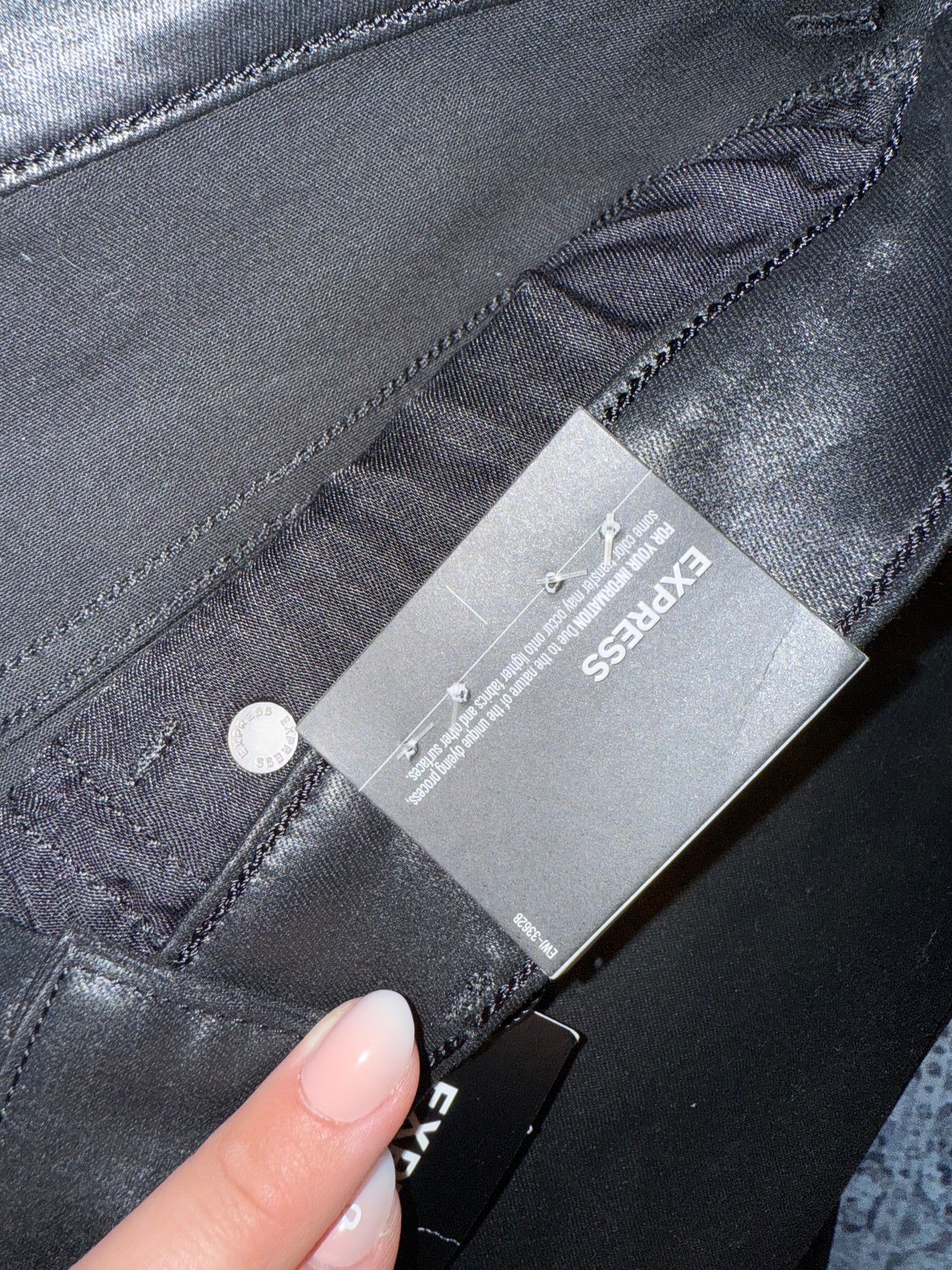 NWT Express (10s) Brand New Black Metallic Super High Rise Skinny Jeans
