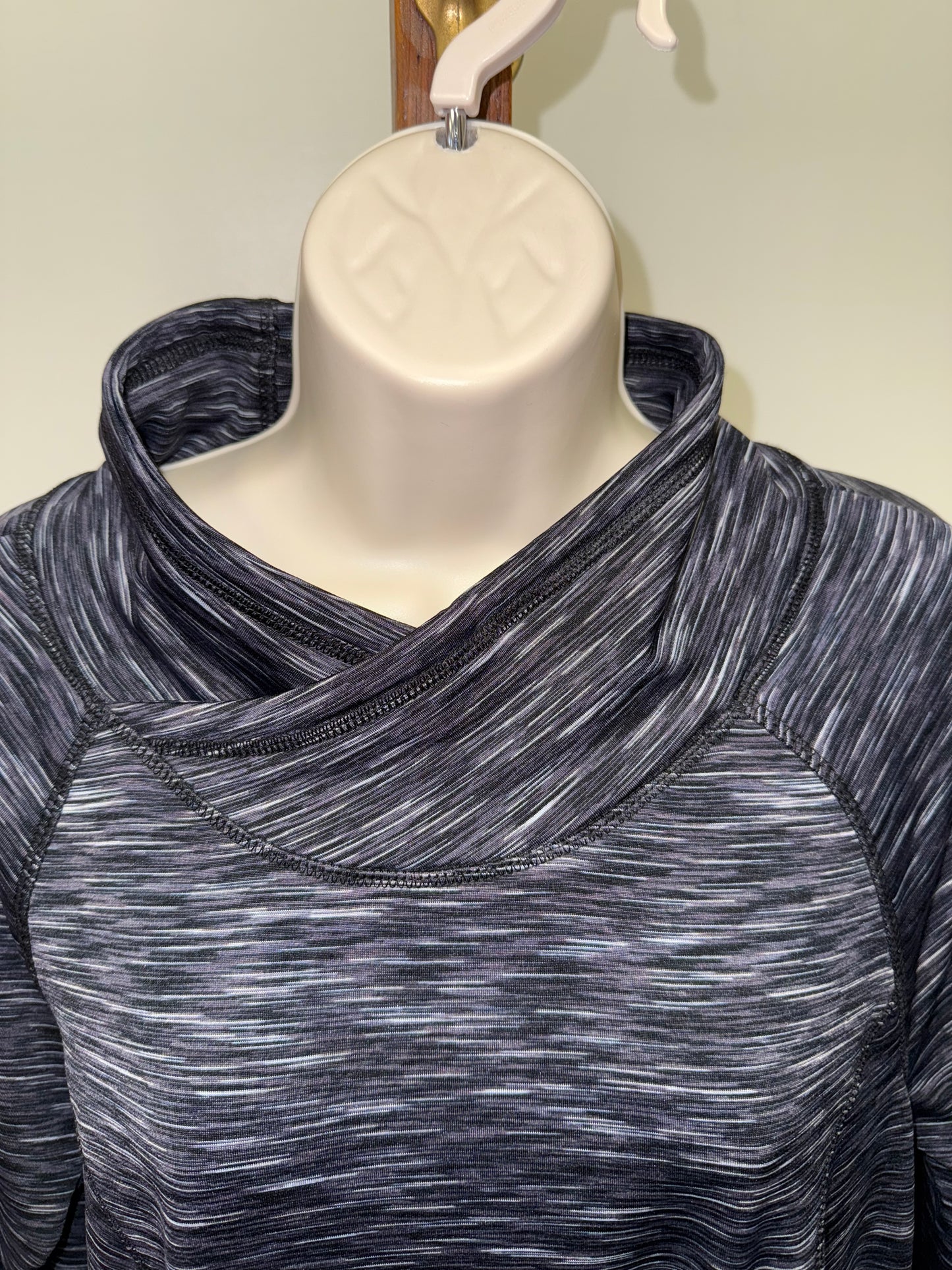 NWT 90 Degree (Large) Brand New Black//Grey Cowl Neck Sweatshirt with Fleece