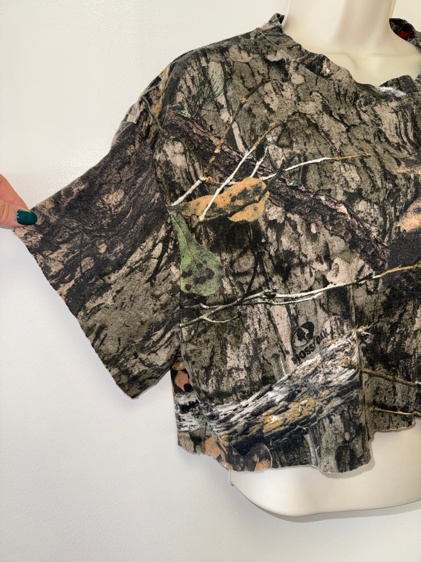 Mossy Oak (XL) Cropped Camo Top