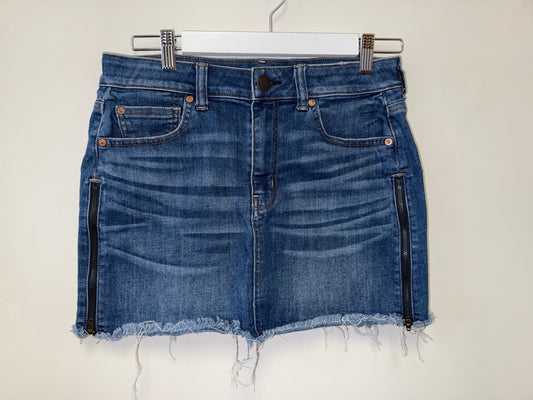 American Eagle (8) High Rise Mini Denim Jean Skirt with Stretch