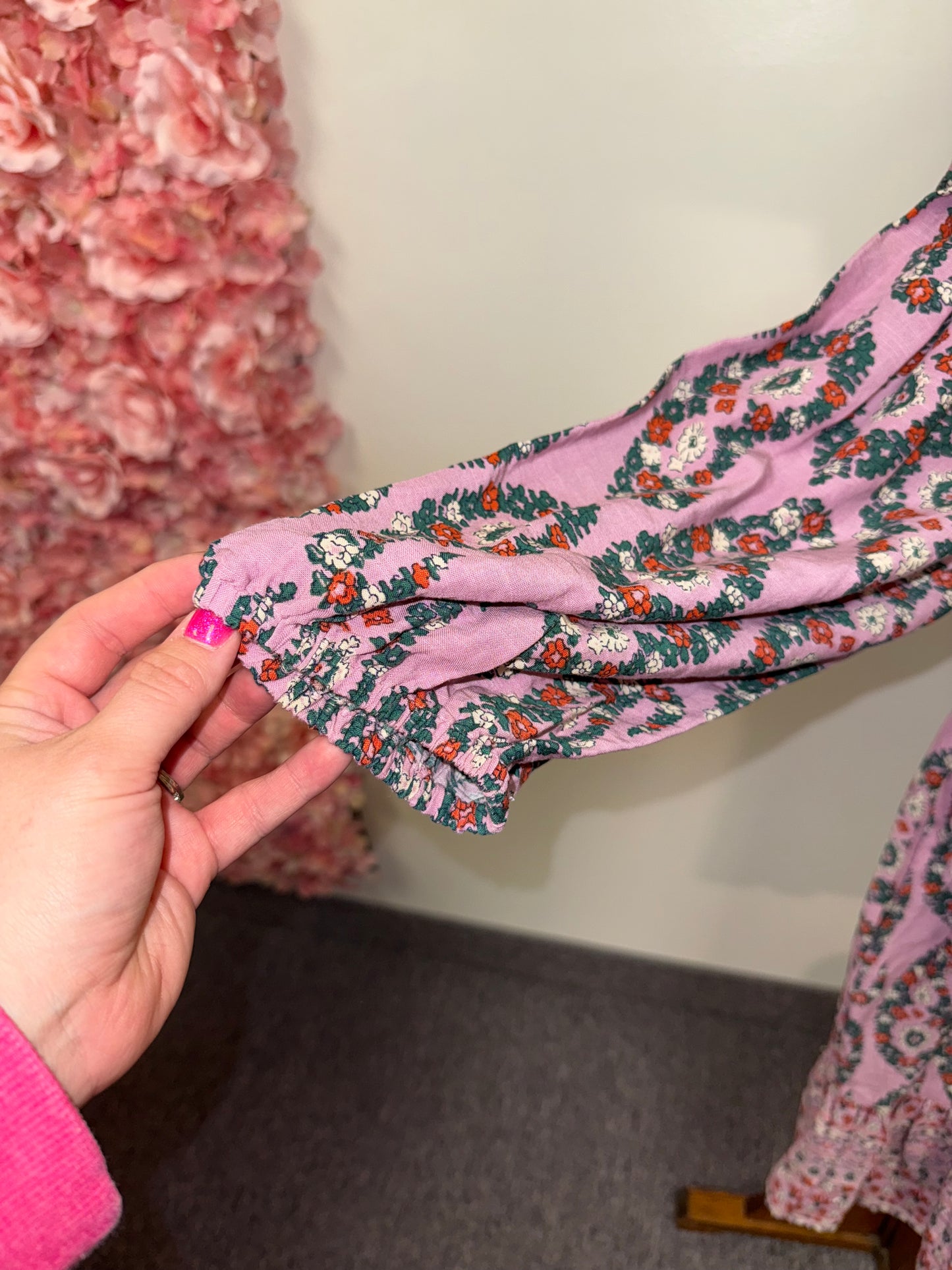 NWT Knox Rose (Medium) Brand New Purple Floral V-Neck Long Sleeve Dress