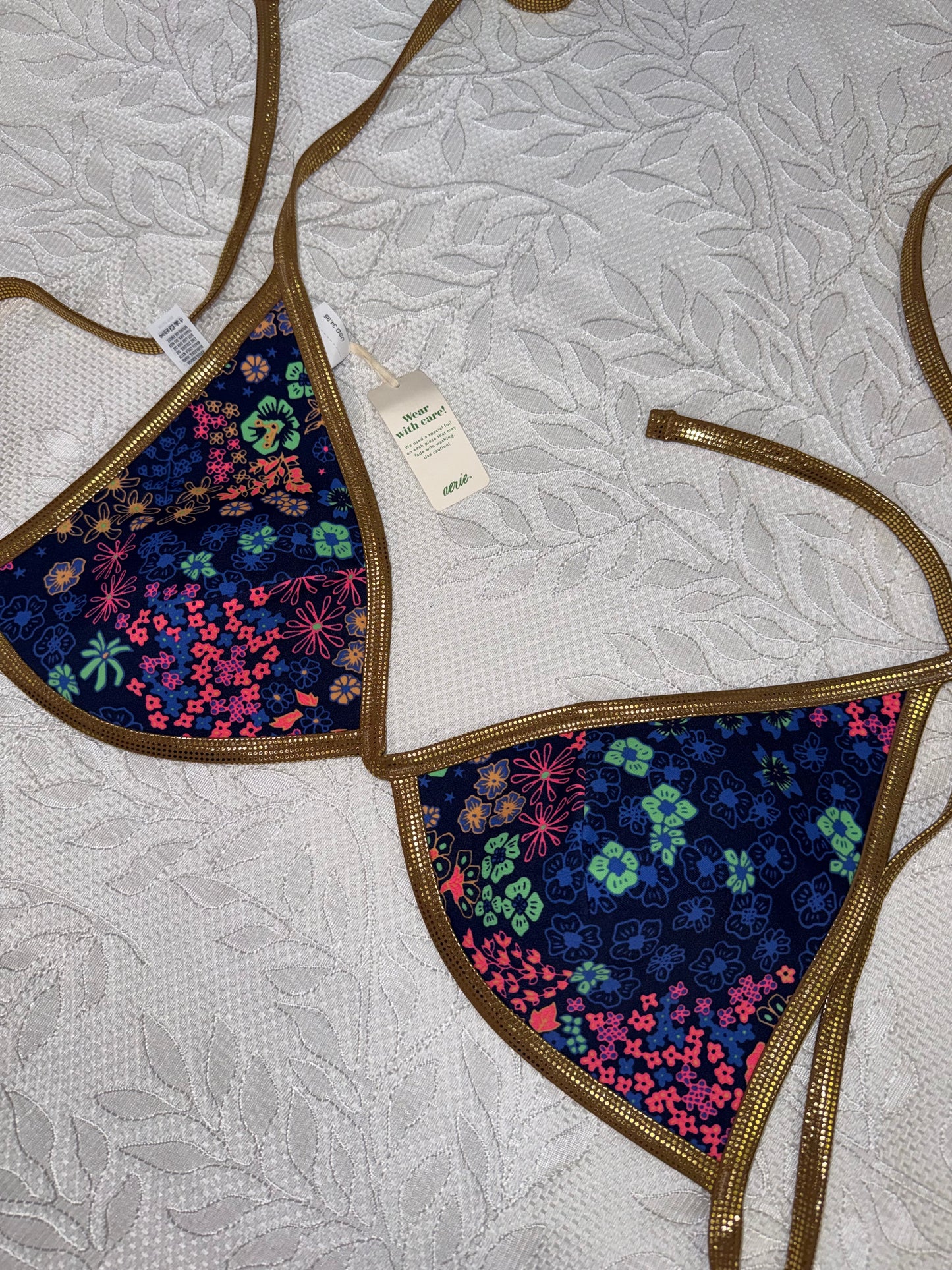 NWT Aerie (XL) Brand New Blue & Gold Floral Bikini Top