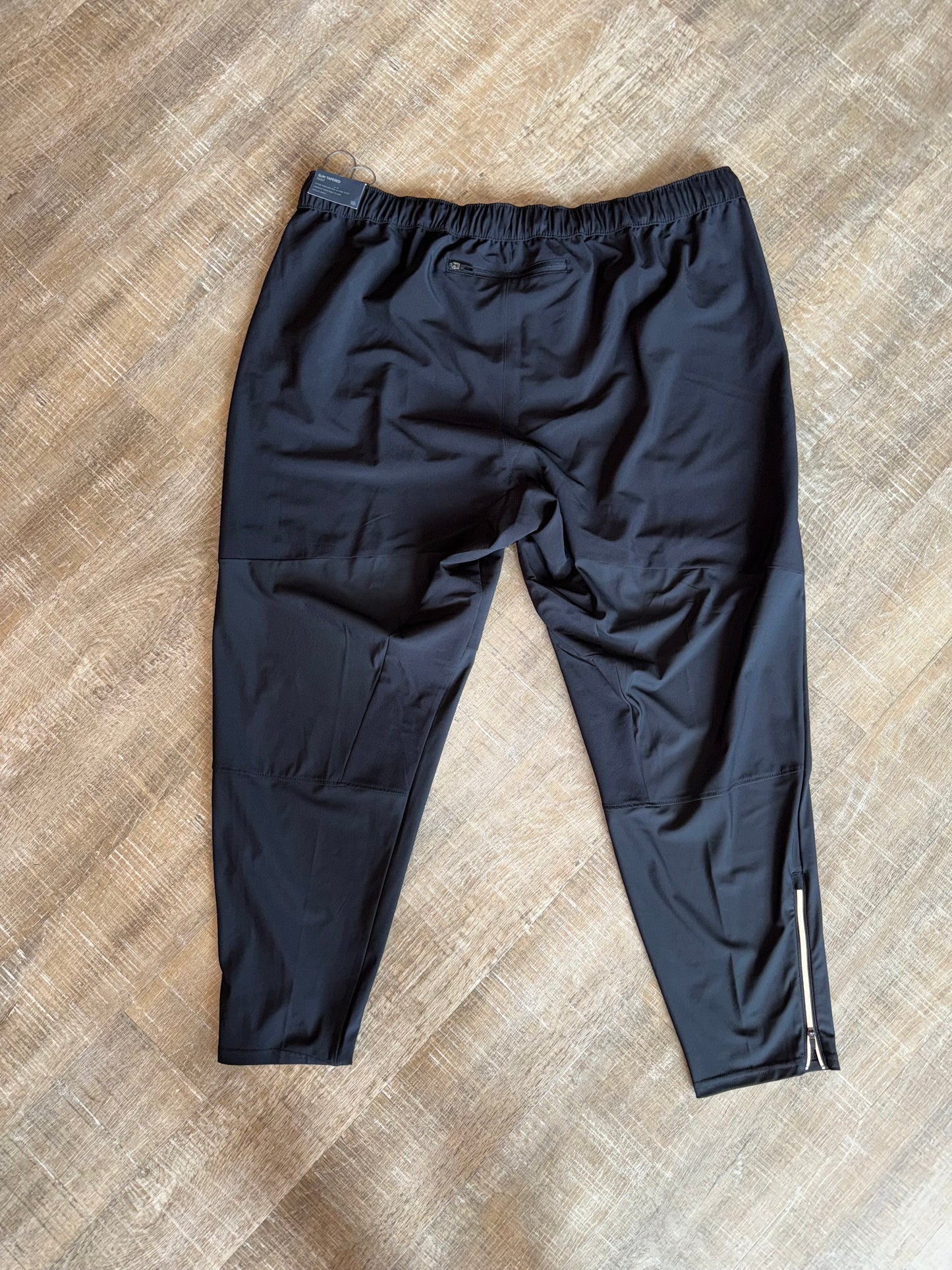 NWT VRST (XXL) Brand New Black Slim Tapered Leg Pants with Zipped Ankle