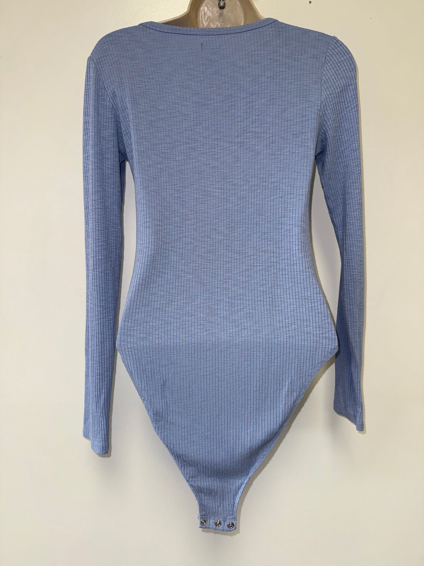 Aerie (Medium) Blue Ribbed 3/4 Button Up Long Sleeve Bodysuit