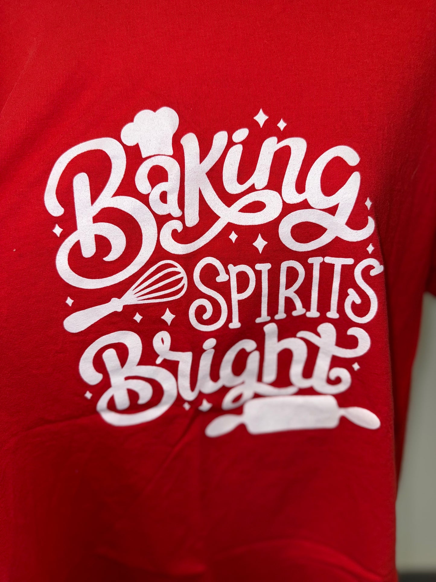 Gildan (Medium//XL//3X) Red 'Baking Spirits Bright' T-Shirts