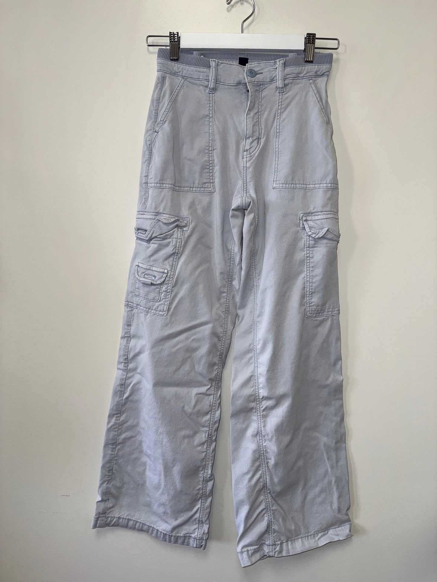 American Eagle (00) Light Blue Wide-Leg Cargo Pants with Stretch