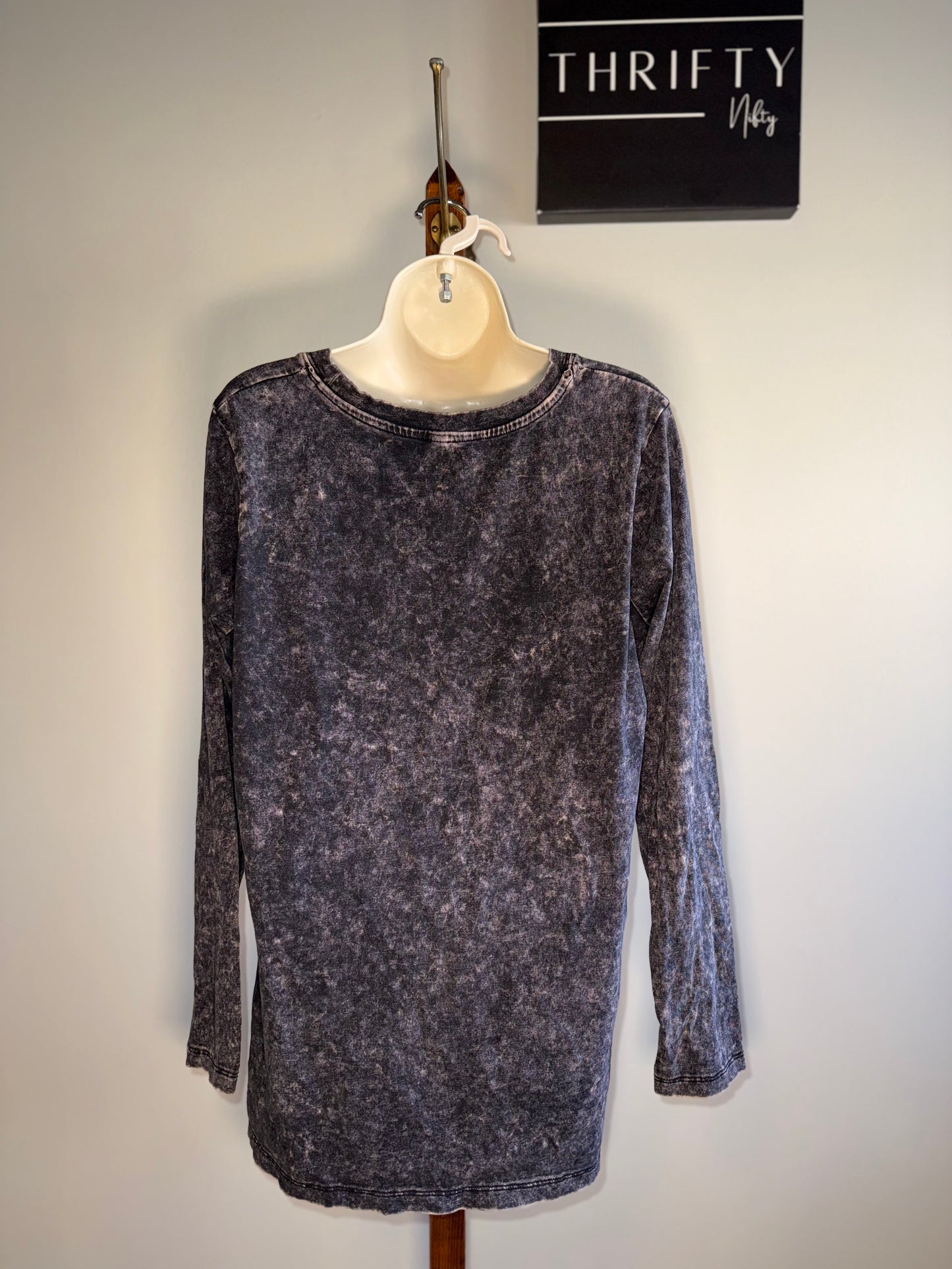 Zenana Outfitters (1X) Black//Grey Acid Wash Pattern Long Sleeve
