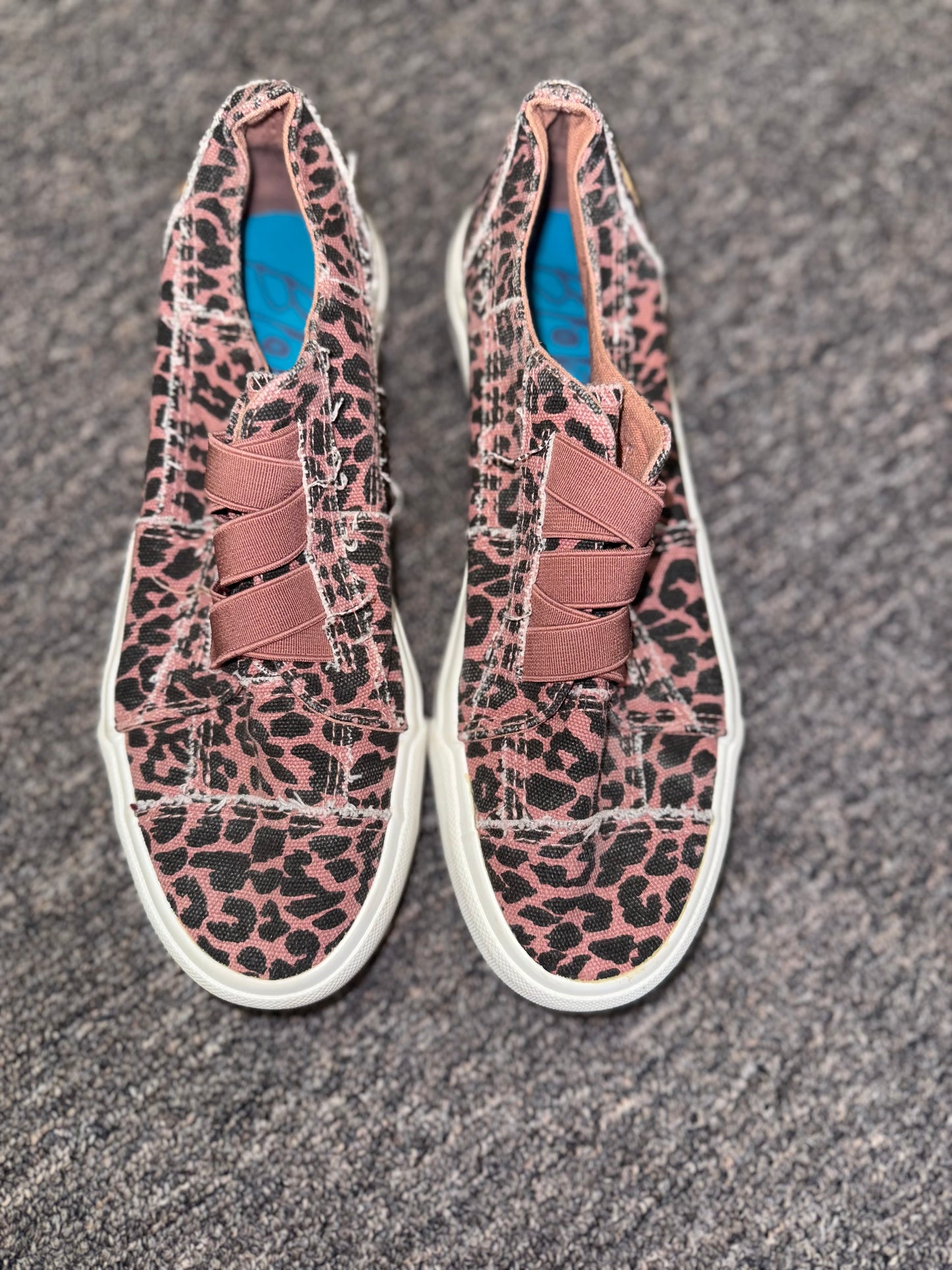 Blowfish (7.5) Pink/Black Cheetah Print Slip On Sneakers with Elastic Straps
