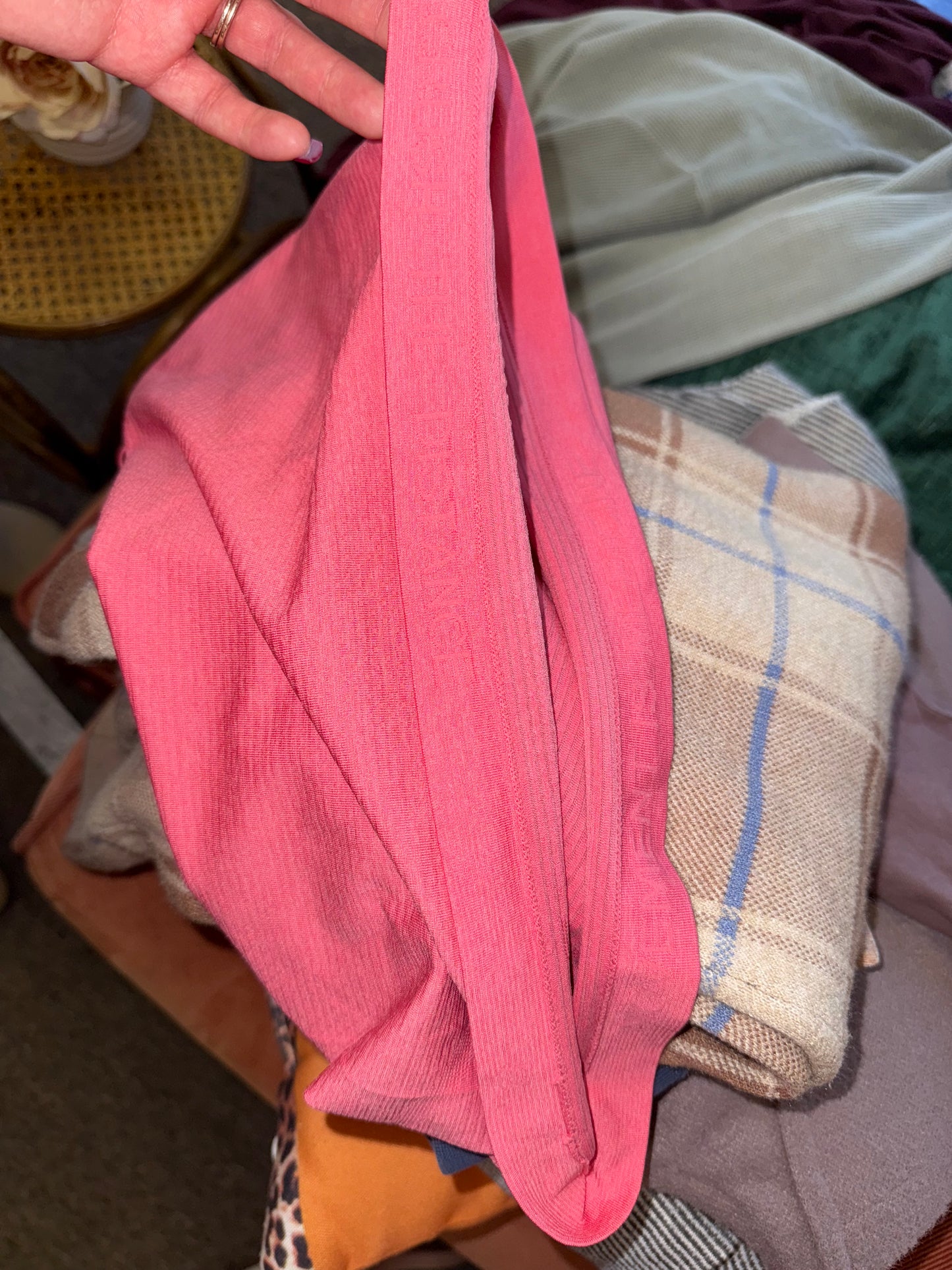 Lululemon (8) Pink Swiftly Racerback Tank Top