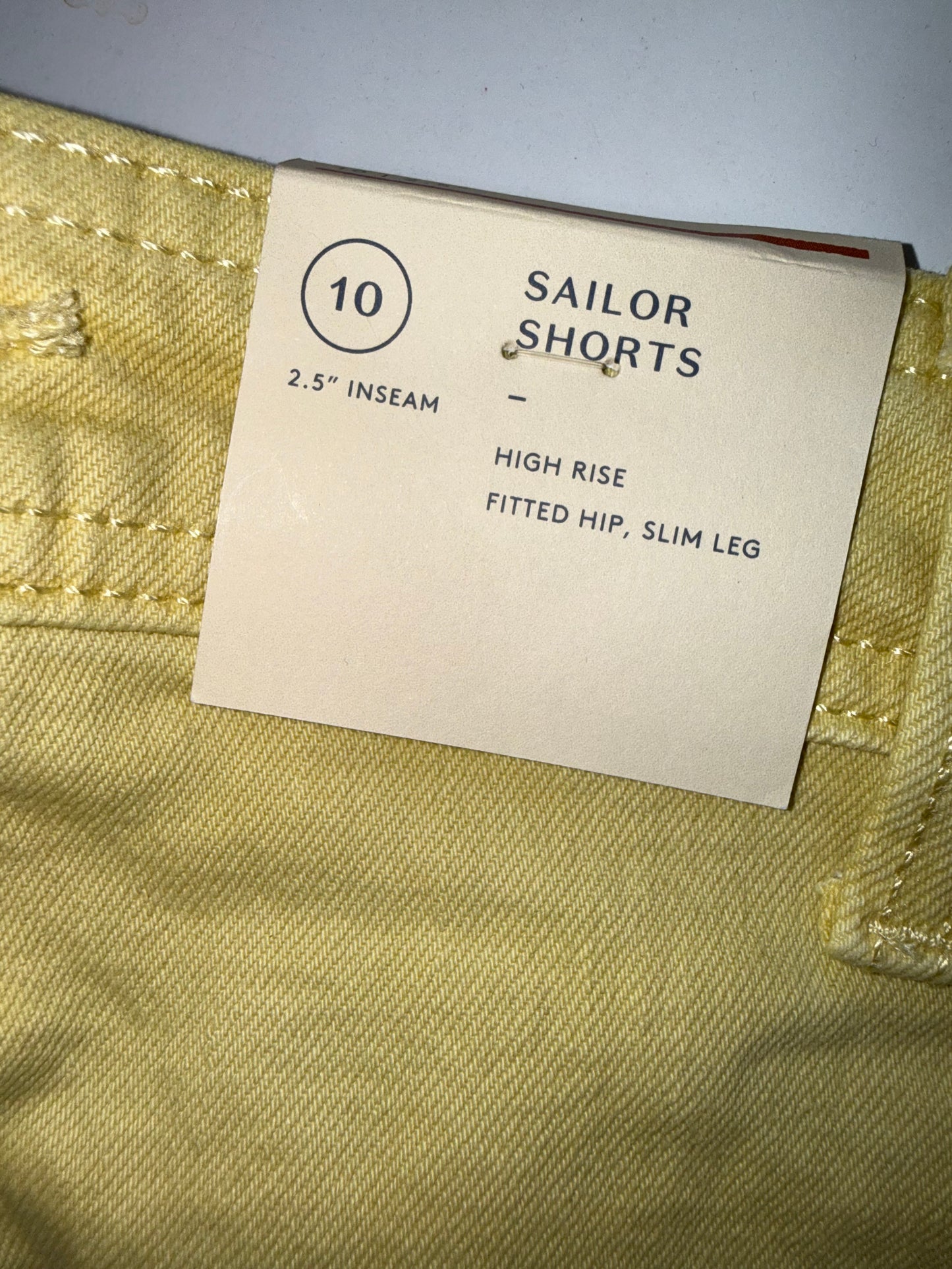 NWT Universal Threads (10) Brand New Yellow Hi Rise Fitted Hip & Slim Leg Shorts