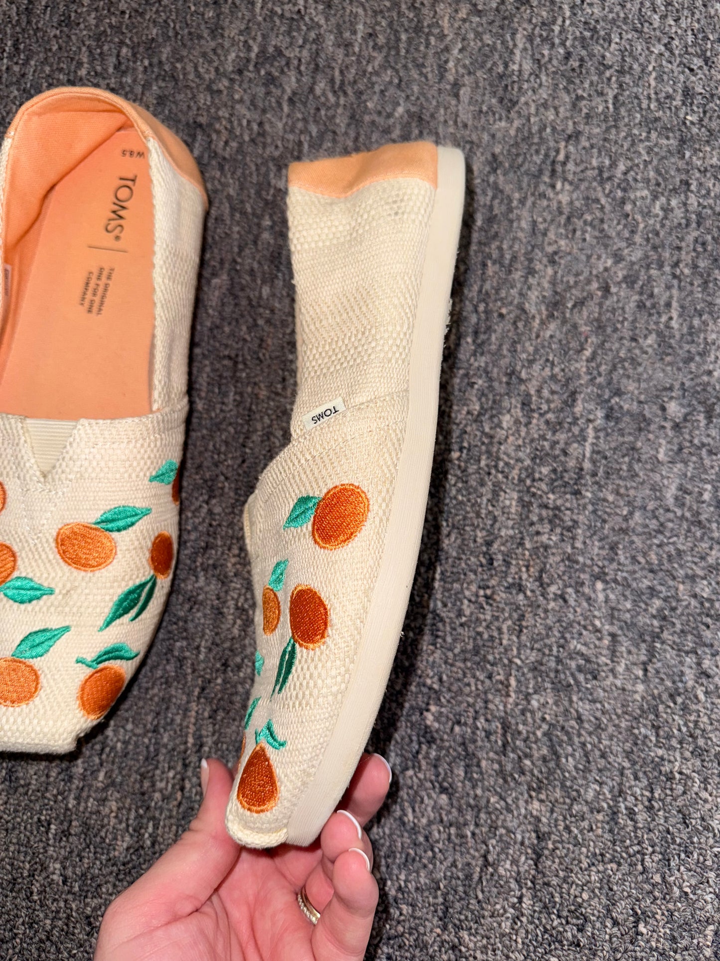 Toms (8.5) Orange Pattern Embroidered Slip On Canvas Shoes
