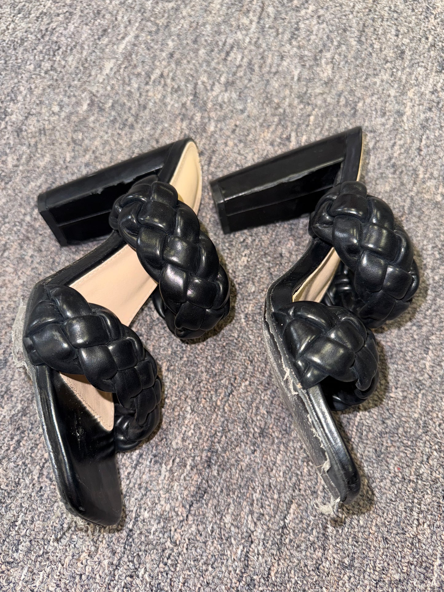 (40) Black Slip On Chunky Heel with Double Knotted Straps