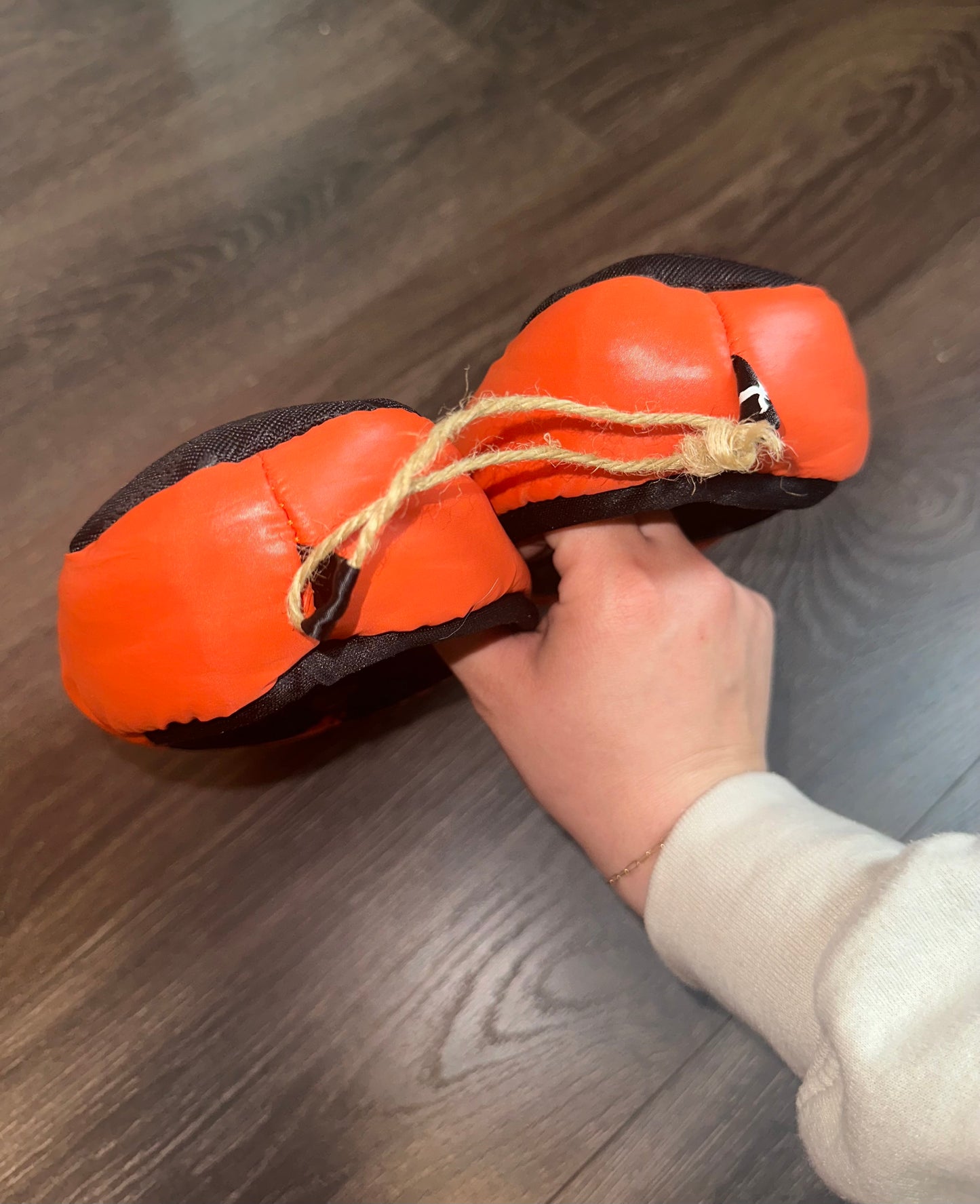 NWT AEO (8/9) Brand New Neon Orange Puffer Slipper w Faux Fur Interior