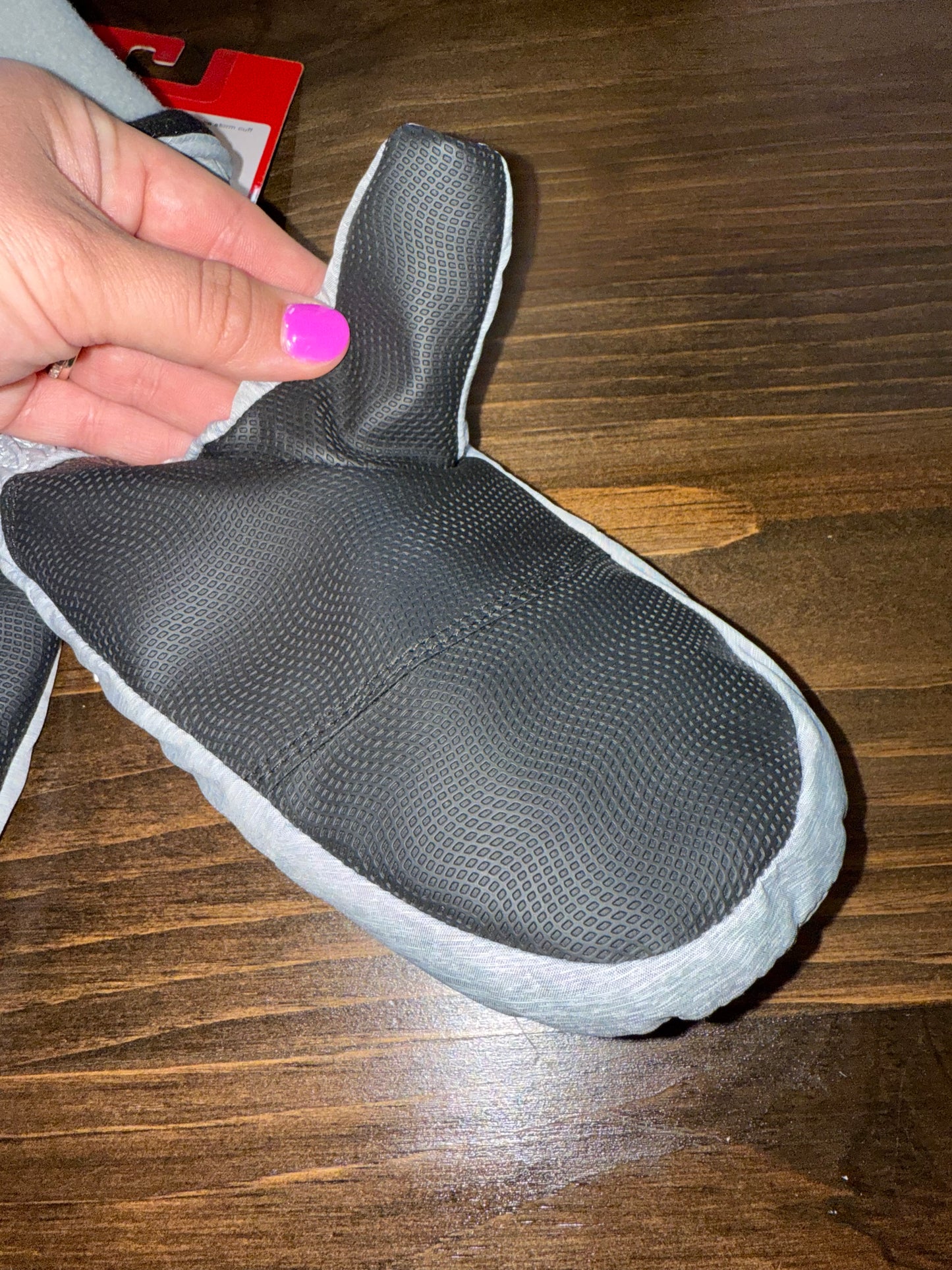 NWT Hotfingers (Ladies Small) Brand New Grey AP222 Flurry ll Mittens