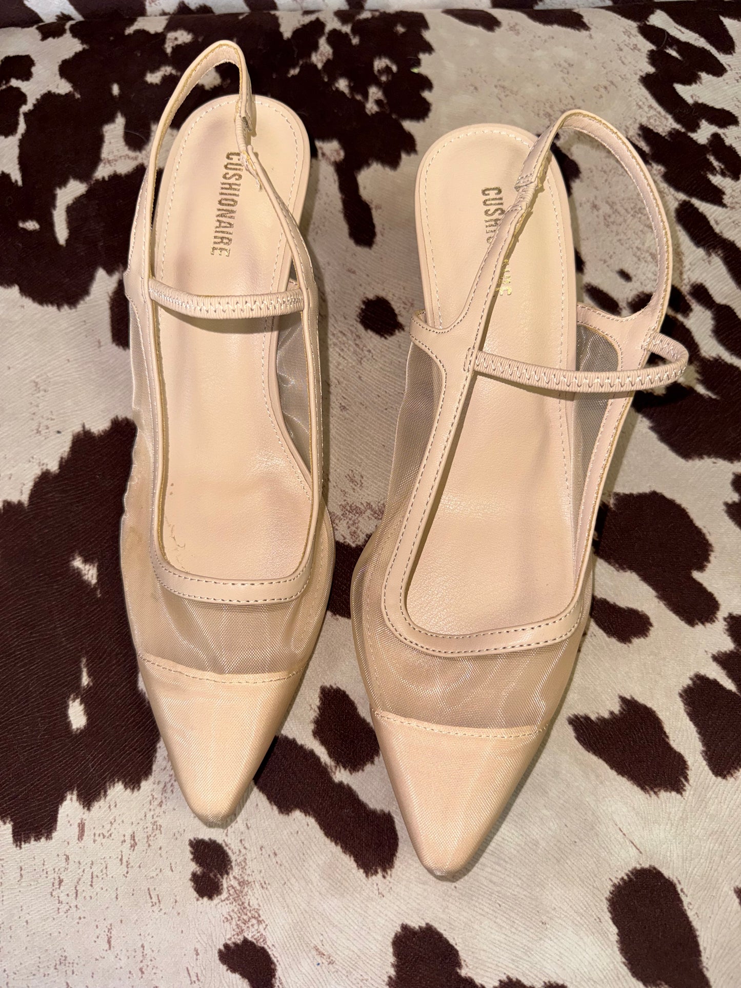Cushionaire (8W) Nude Pointed Toe Mesh Slingback Kitten Heels