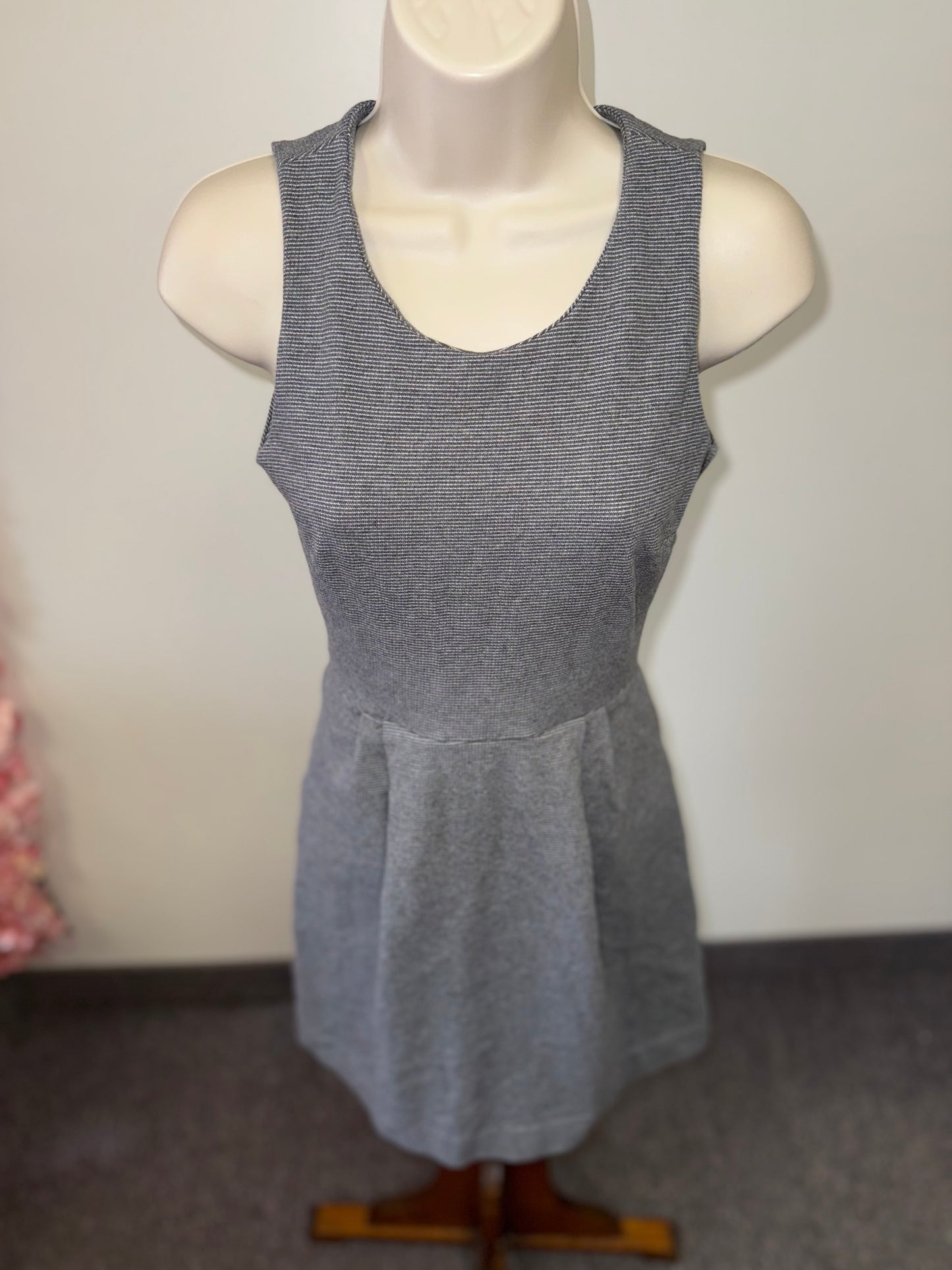 Madewell (XXS) Grey//White Knit Sleeveless Dress with Pockets